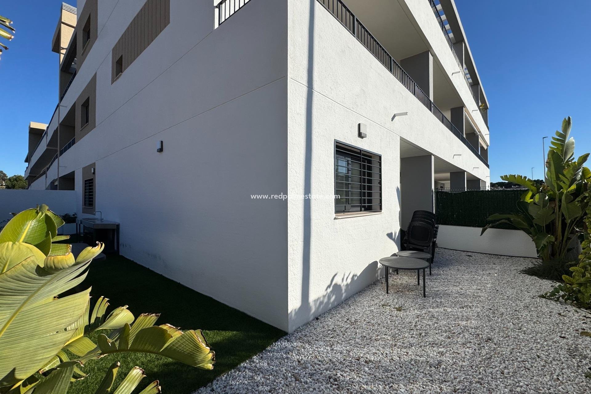 Resale - Apartments -
Pilar de la Horadada - Riomar