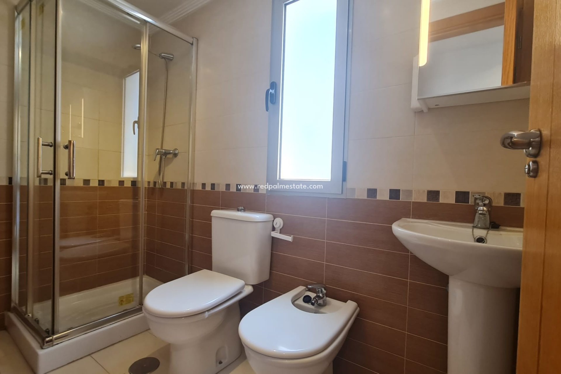 Resale - Apartments -
Pinoso - Inland