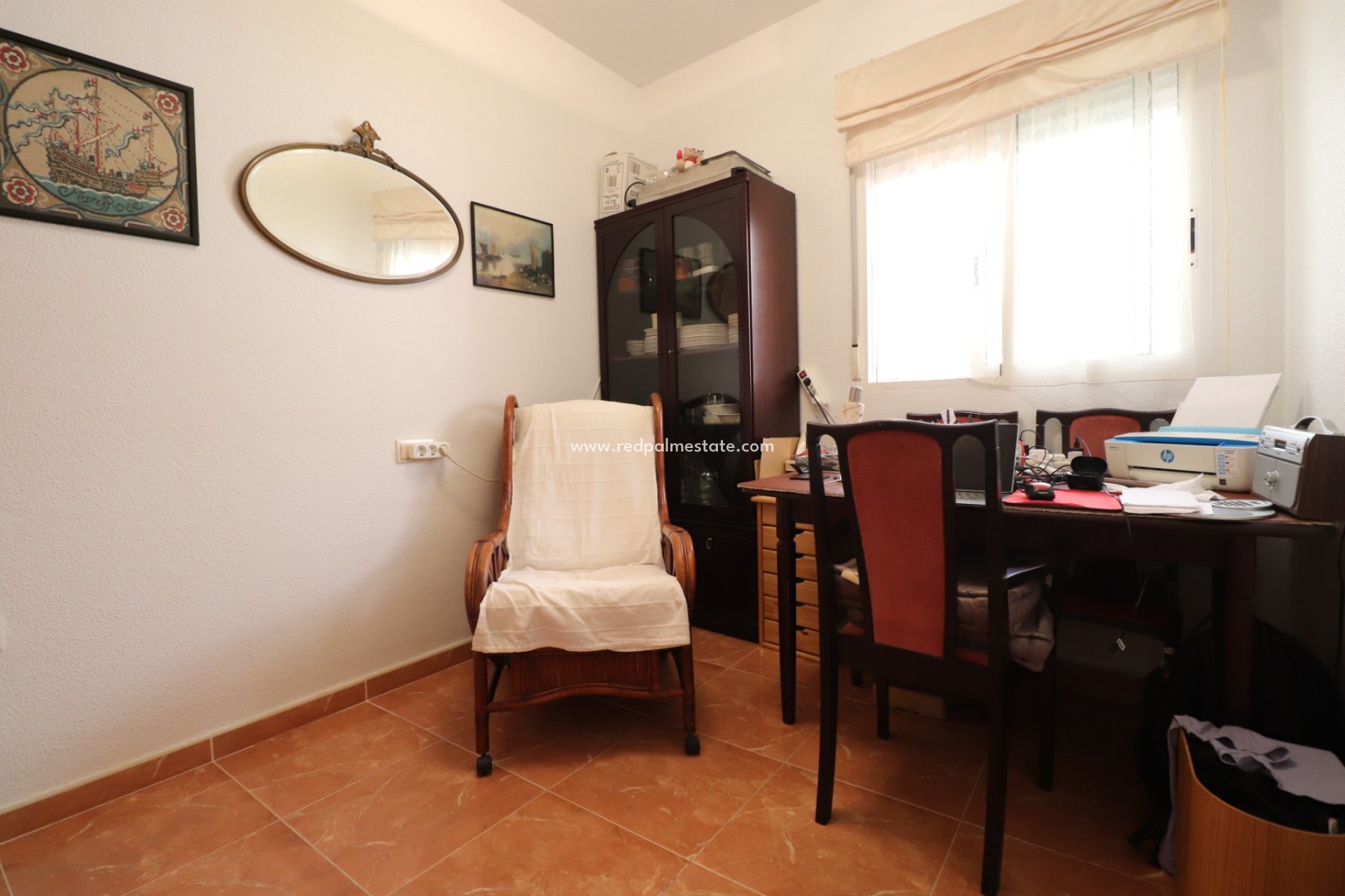 Resale - Apartments -
Rafal