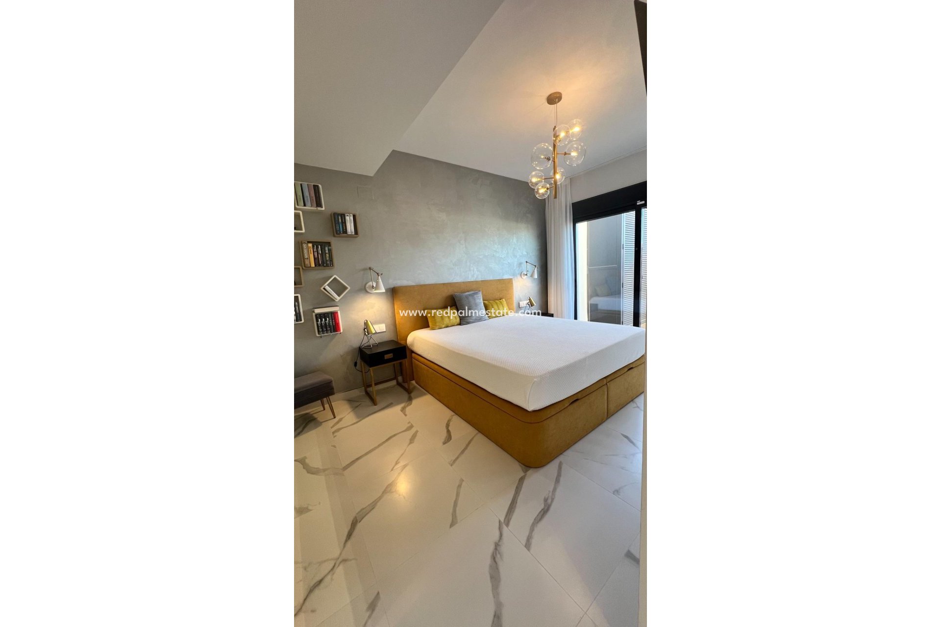 Resale - Apartments -
San Miguel de Salinas - Bellavista