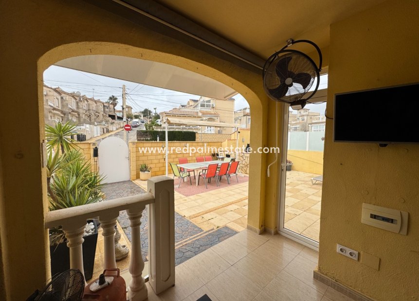 Resale - Apartments -
San Miguel de Salinas - Inland