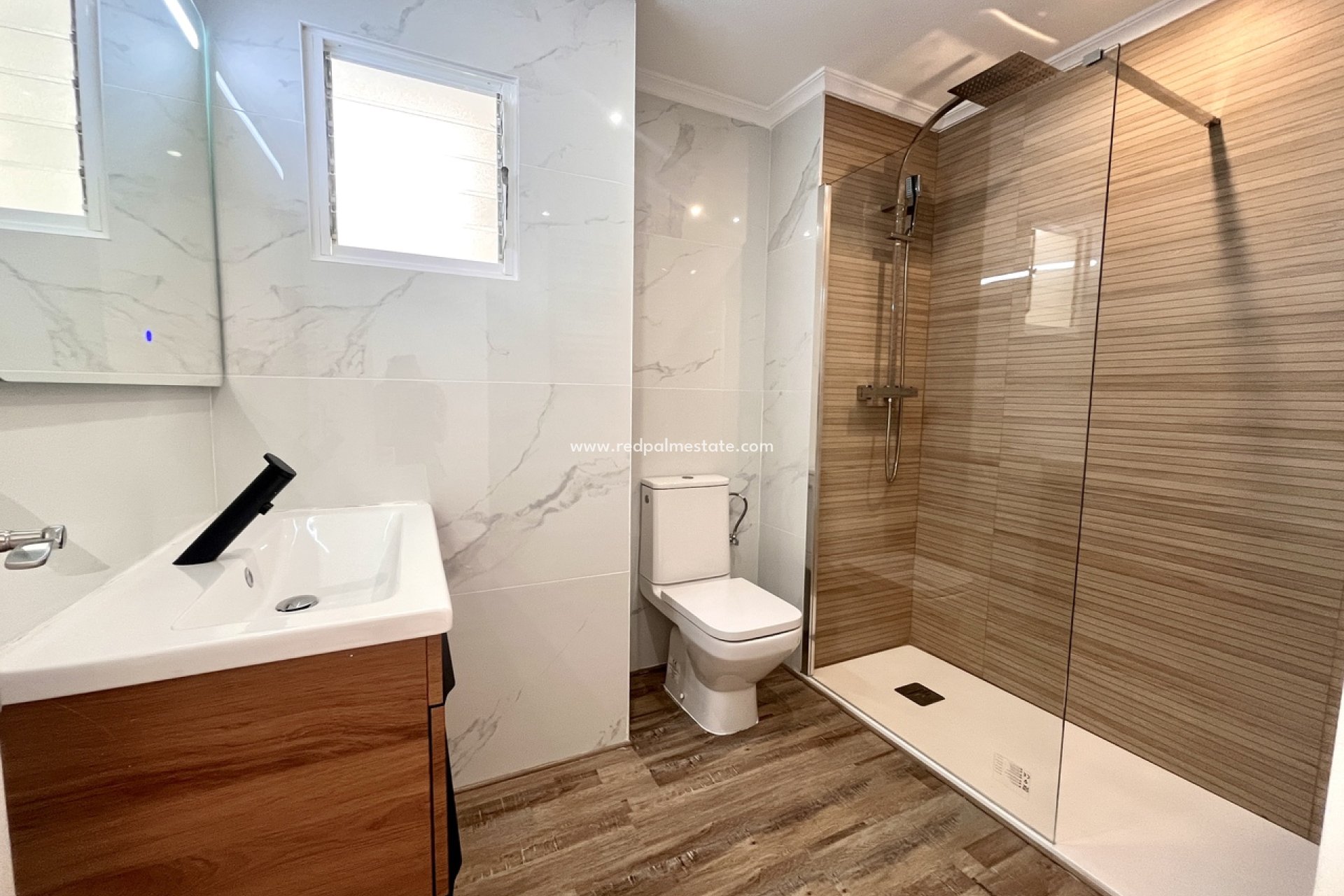 Resale - Apartments -
San Miguel de Salinas - Inland