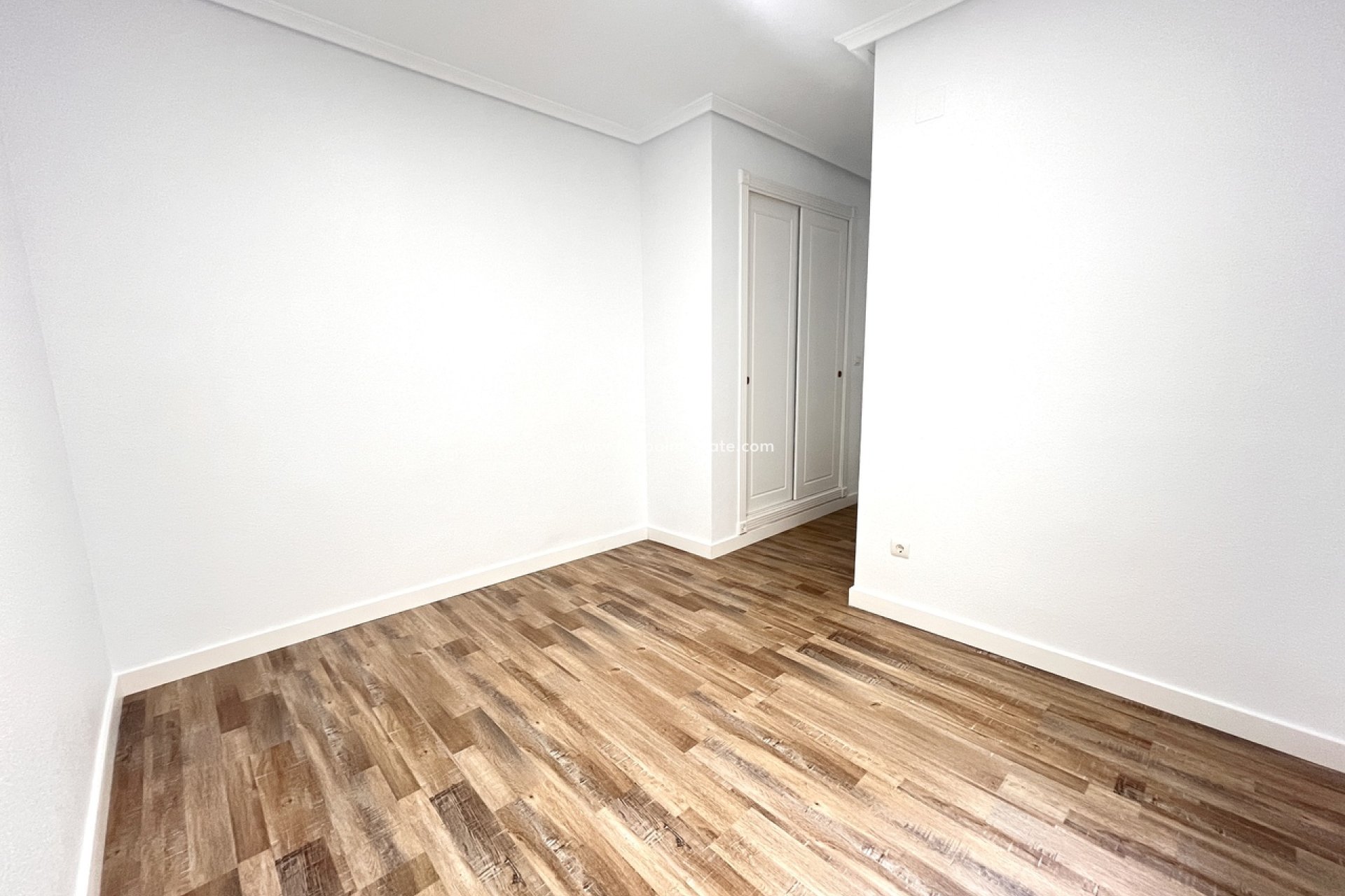 Resale - Apartments -
San Miguel de Salinas - Inland