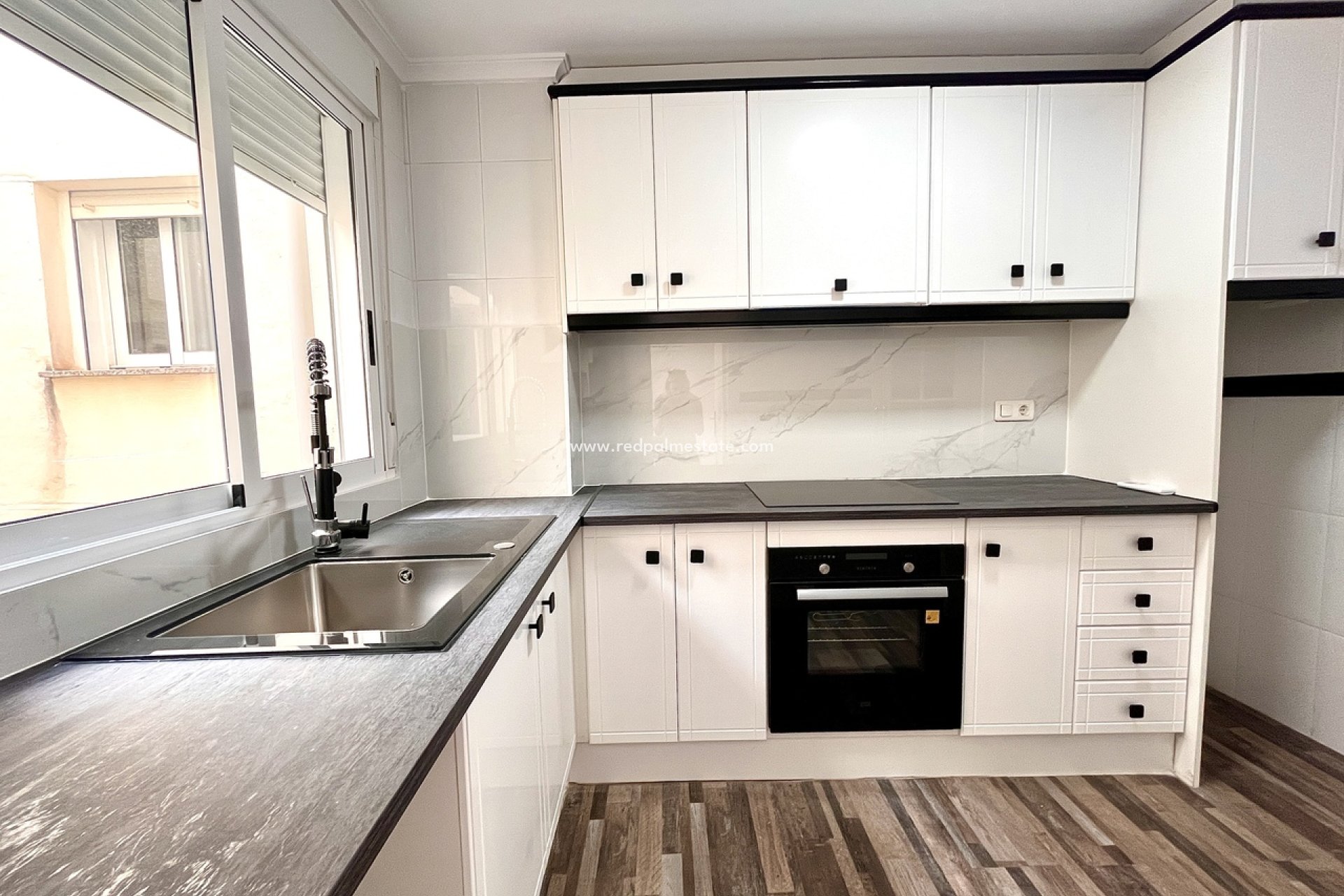 Resale - Apartments -
San Miguel de Salinas - Inland