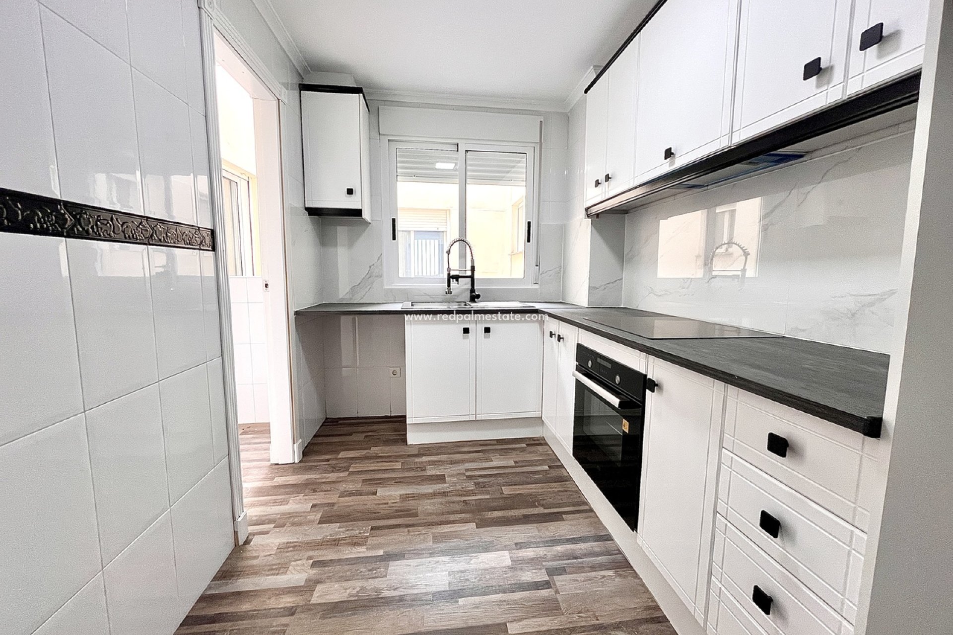 Resale - Apartments -
San Miguel de Salinas - Inland