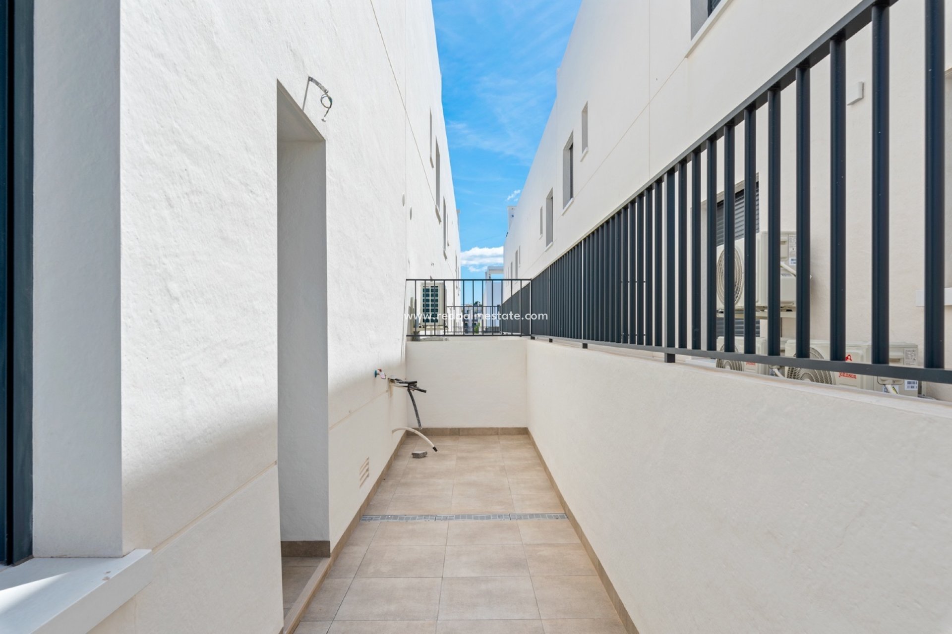 Resale - Apartments -
San Miguel de Salinas - Inland