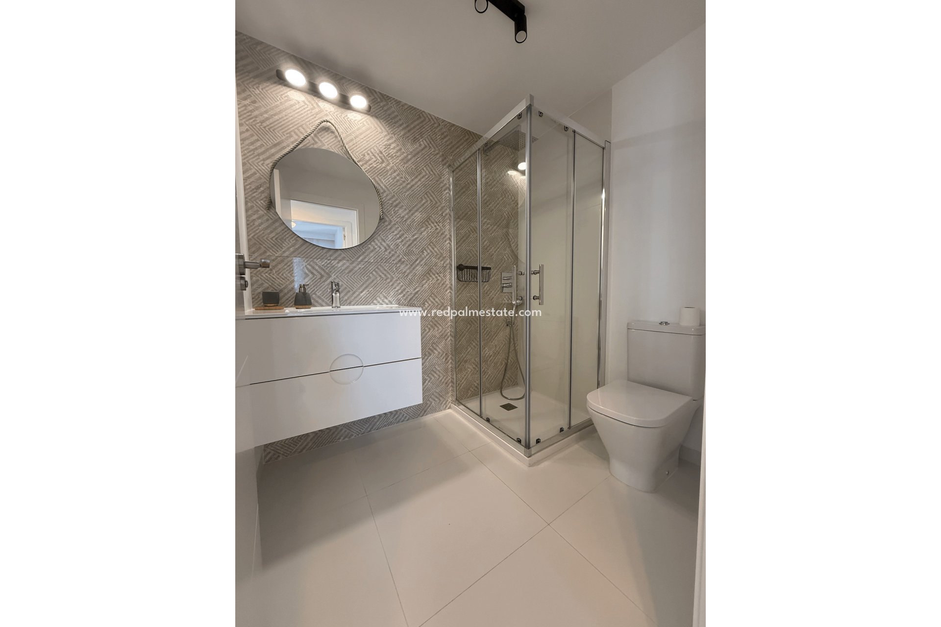 Resale - Apartments -
San Miguel de Salinas - Inland