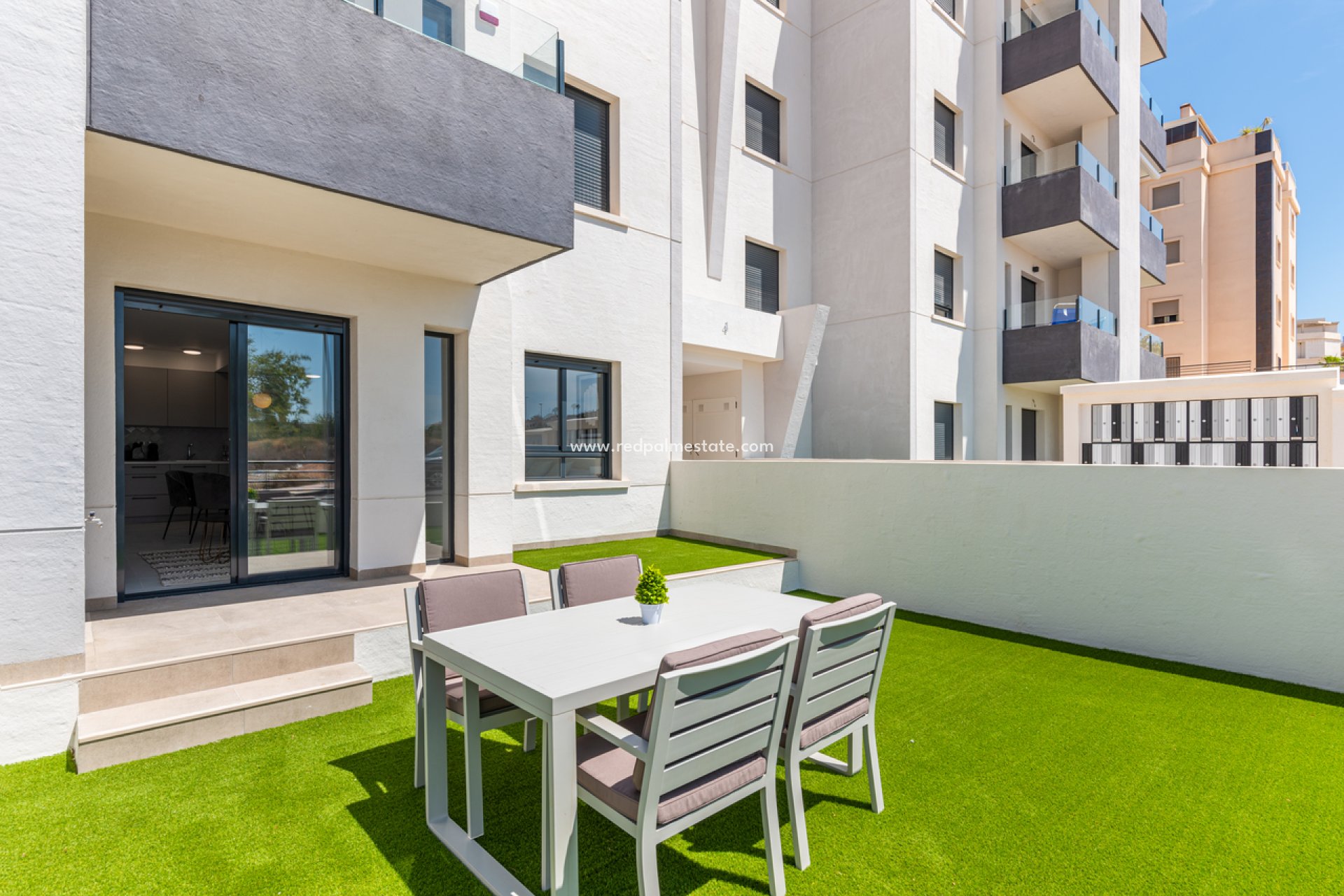 Resale - Apartments -
San Miguel de Salinas - Inland