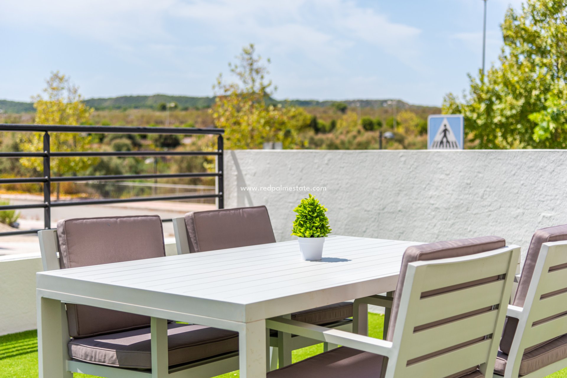 Resale - Apartments -
San Miguel de Salinas - Inland