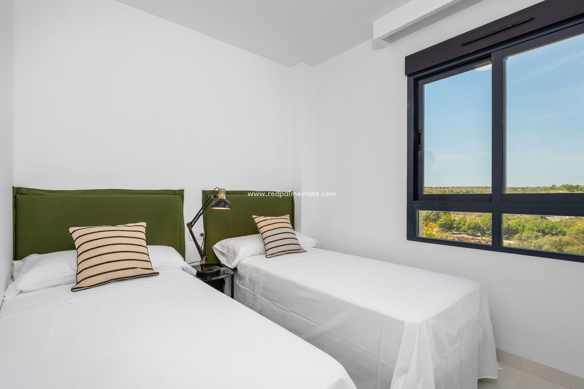 Resale - Apartments -
San Miguel de Salinas - Inland