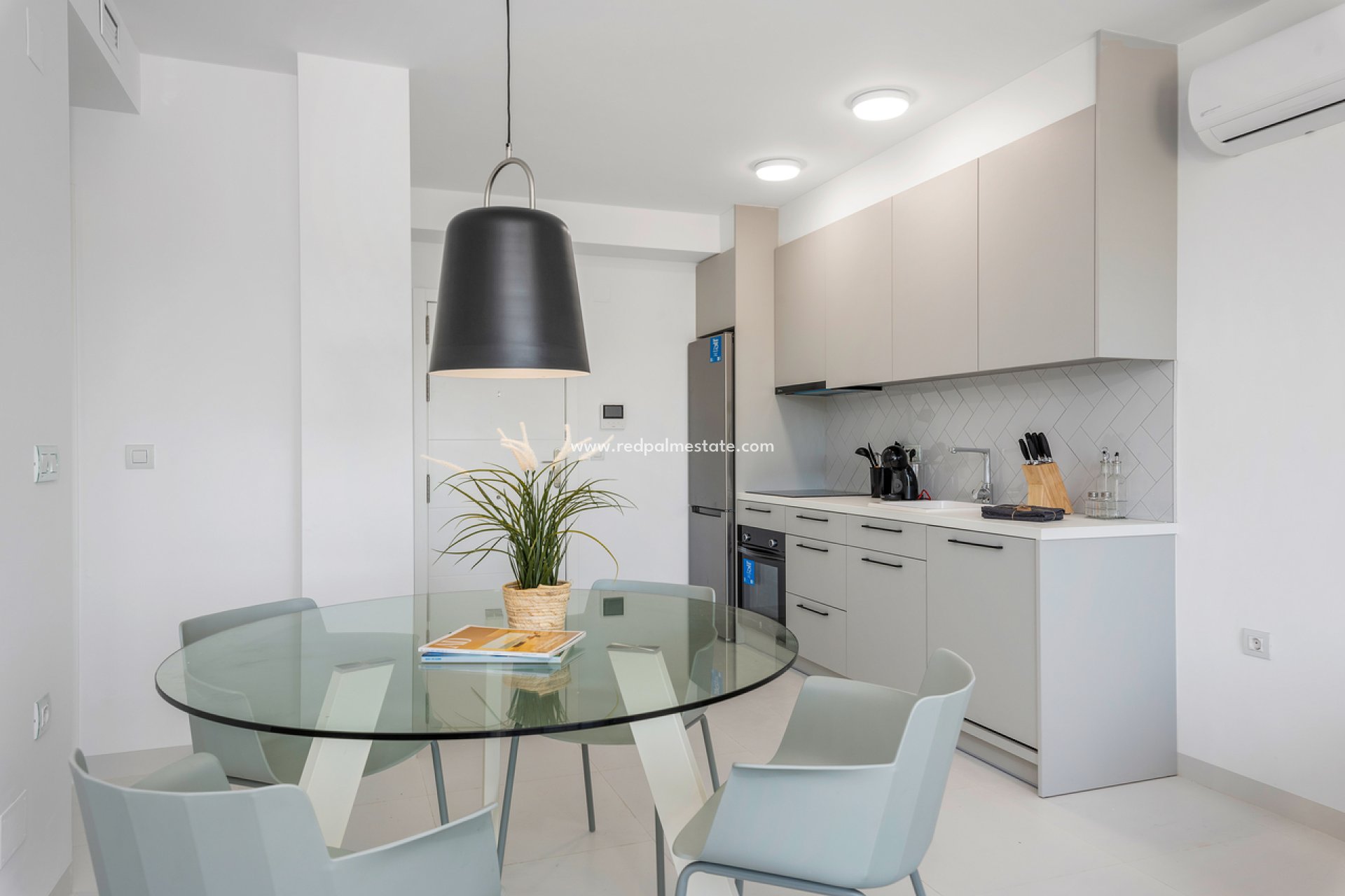 Resale - Apartments -
San Miguel de Salinas - Inland