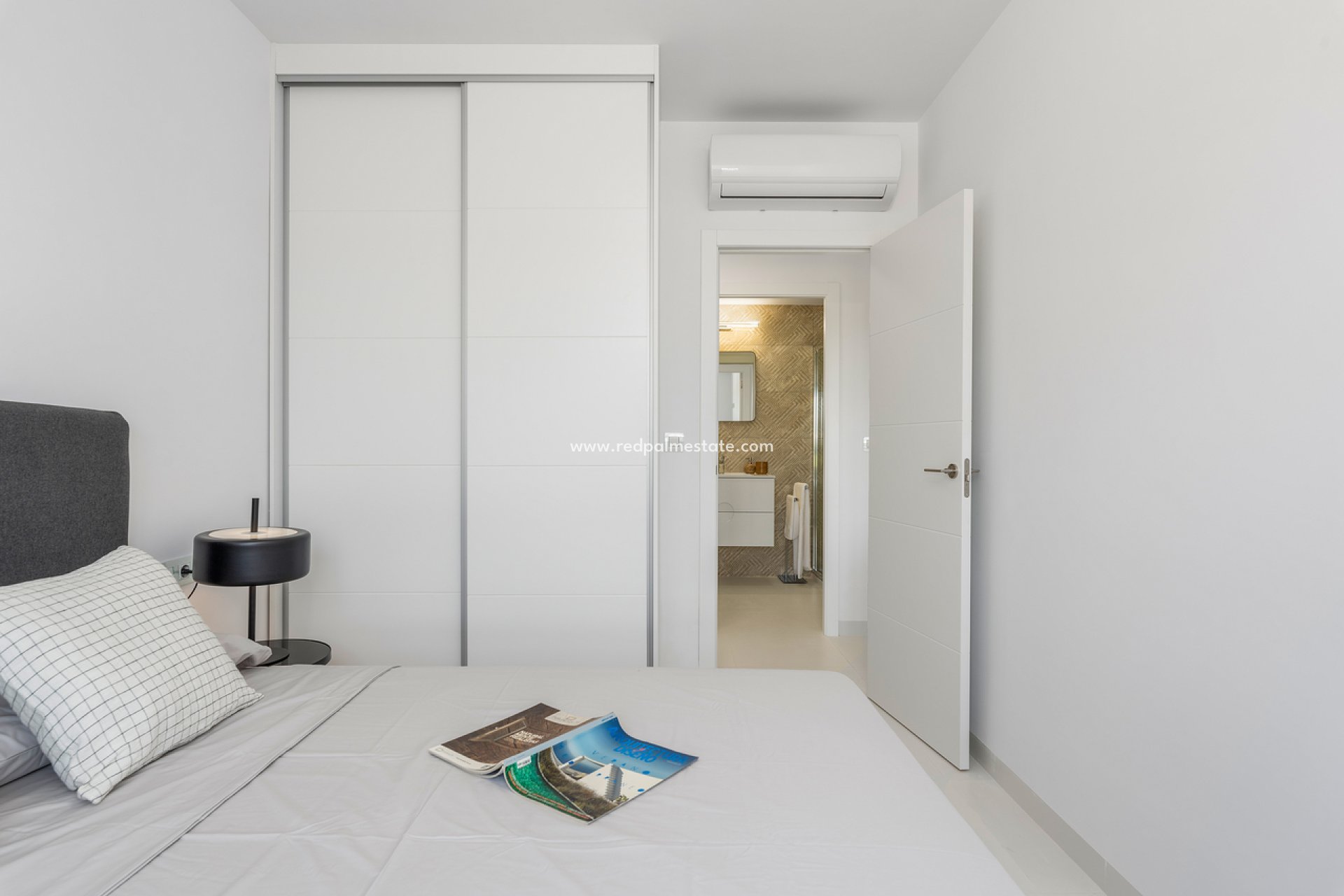 Resale - Apartments -
San Miguel de Salinas - Inland