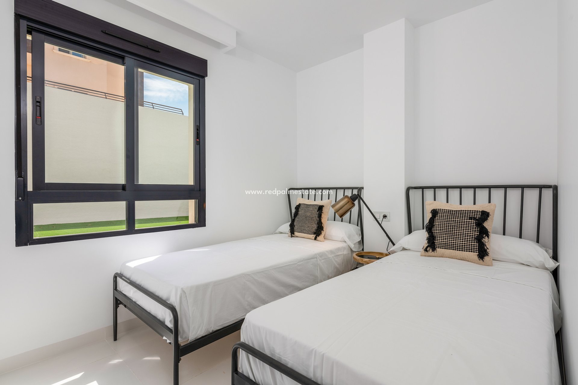 Resale - Apartments -
San Miguel de Salinas - Inland