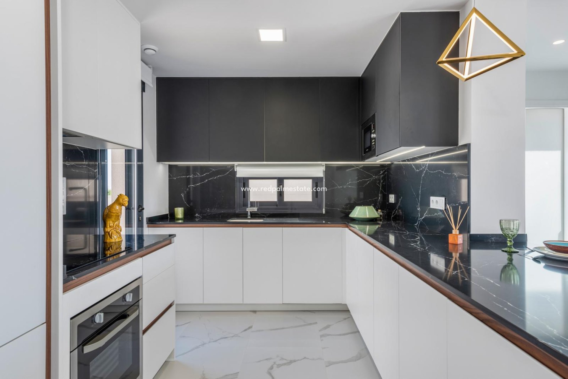 Resale - Apartments -
San Miguel de Salinas - San Miguel Salinas