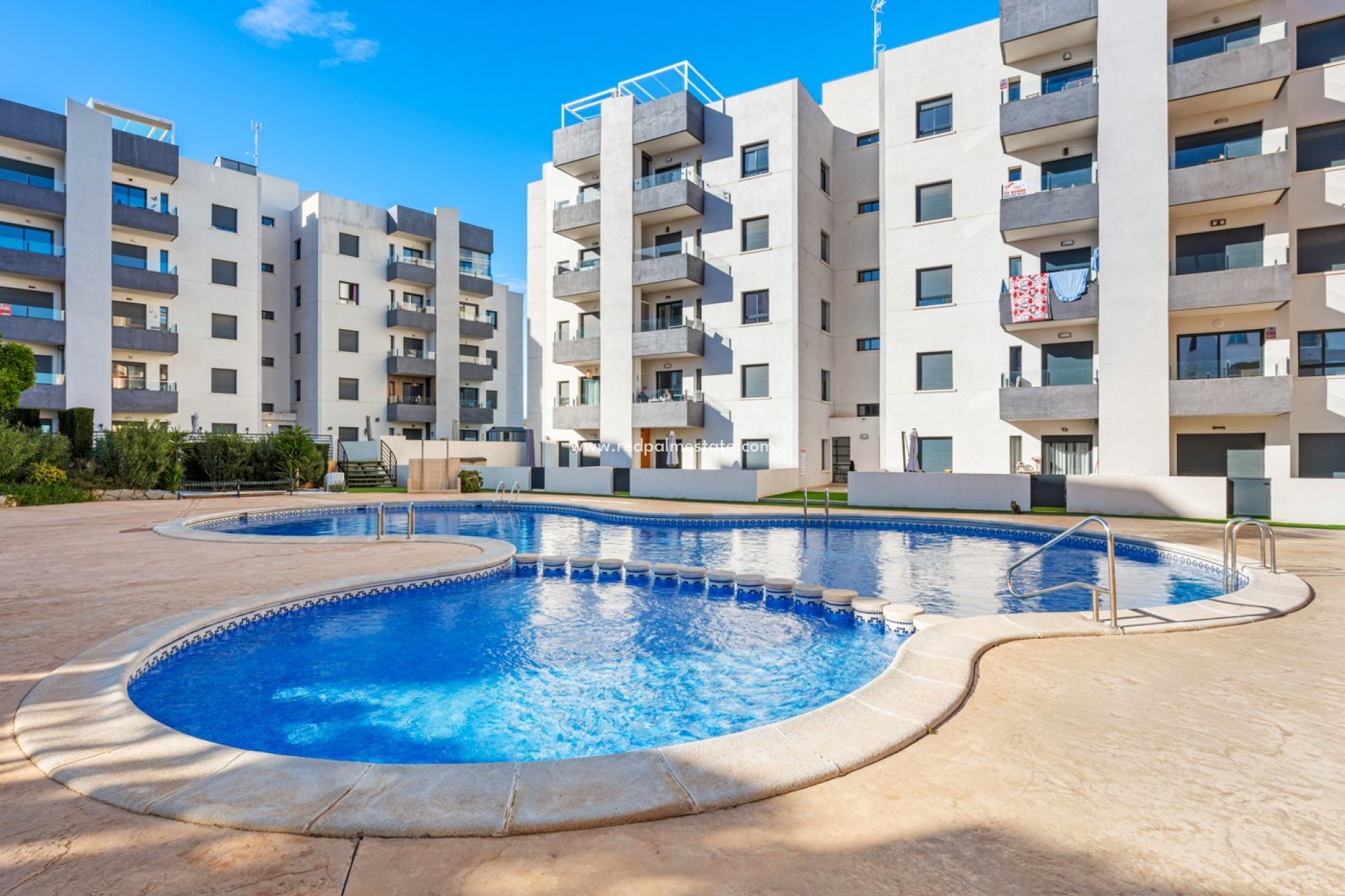 Resale - Apartments -
San Miguel de Salinas - San Miguel