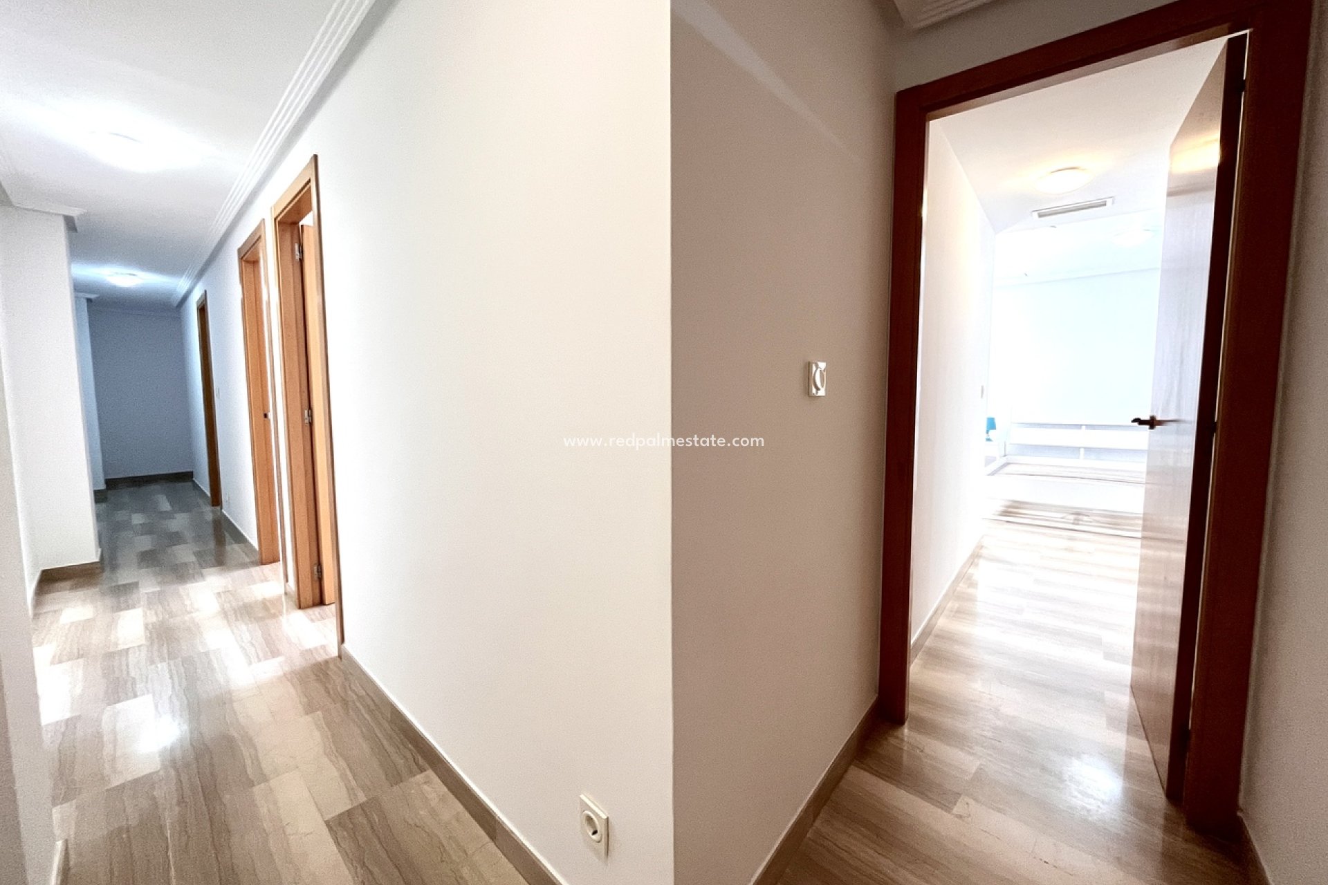 Resale - Apartments -
Santa Pola - Costa Blanca