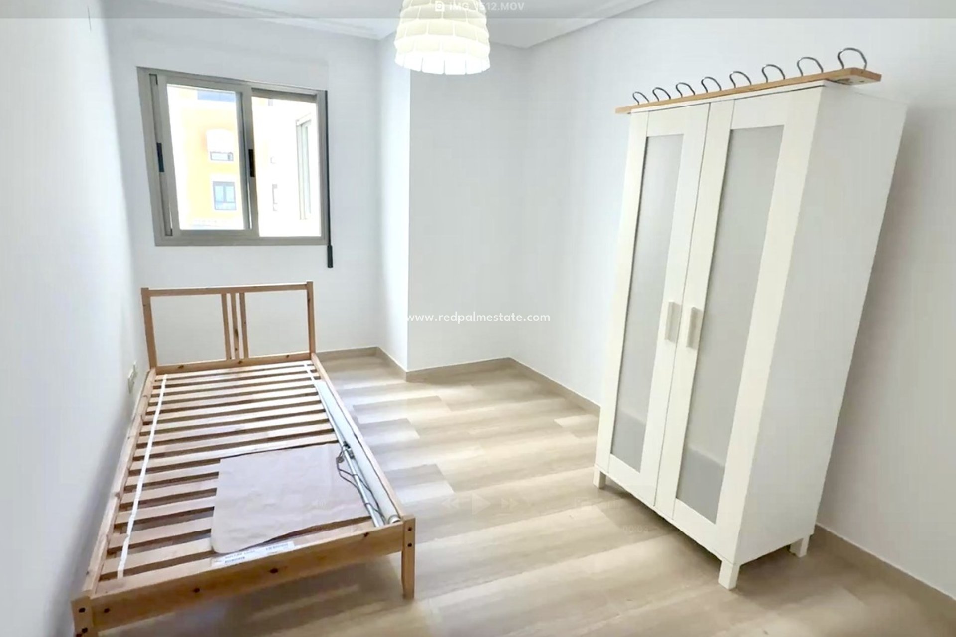 Resale - Apartments -
Santa Pola