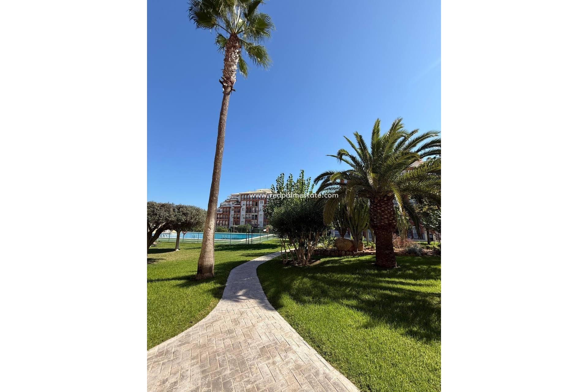 Resale - Apartments -
Torrevieja - Aguas Nueva