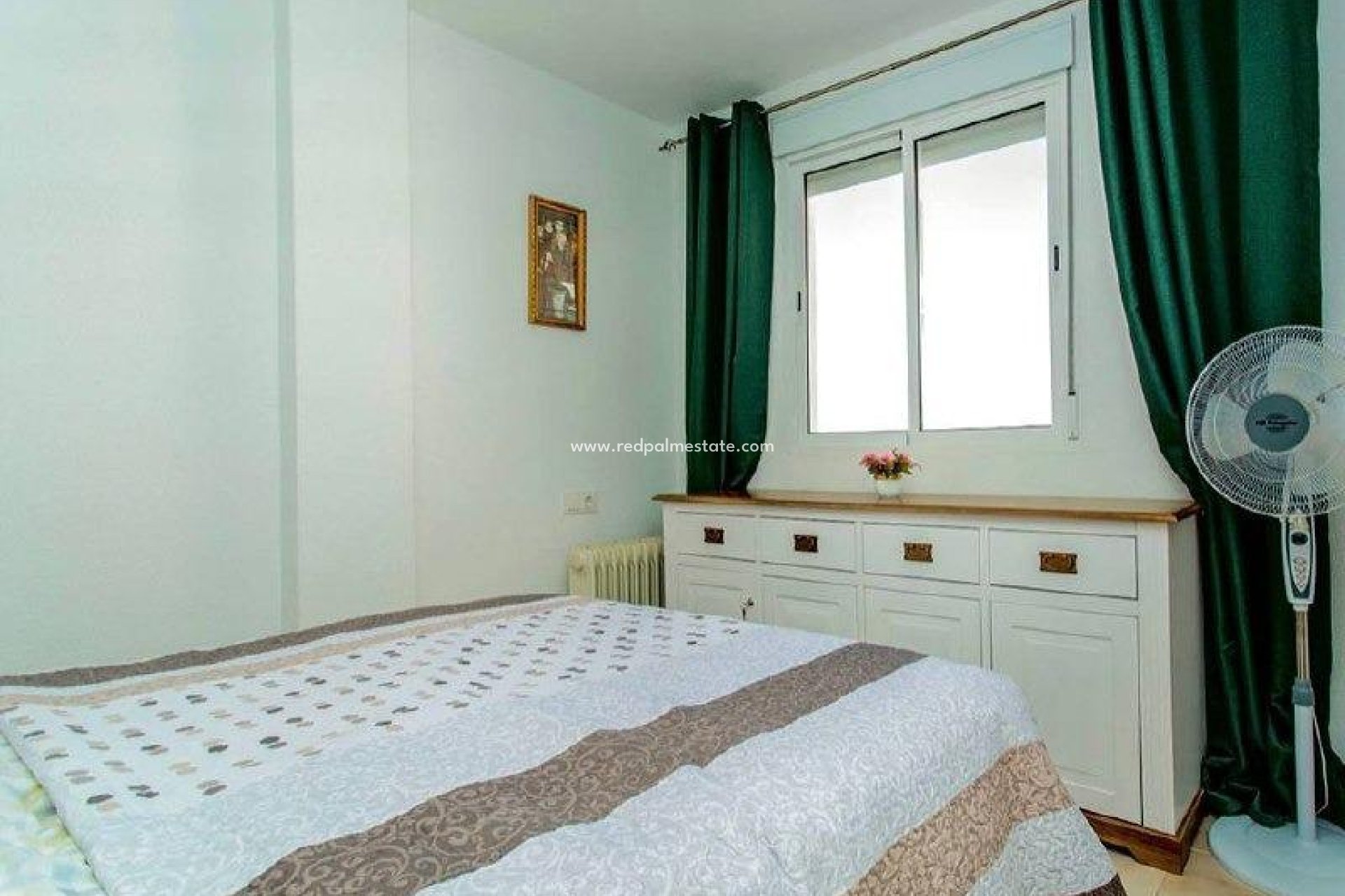 Resale - Apartments -
Torrevieja - Aguas Nueva