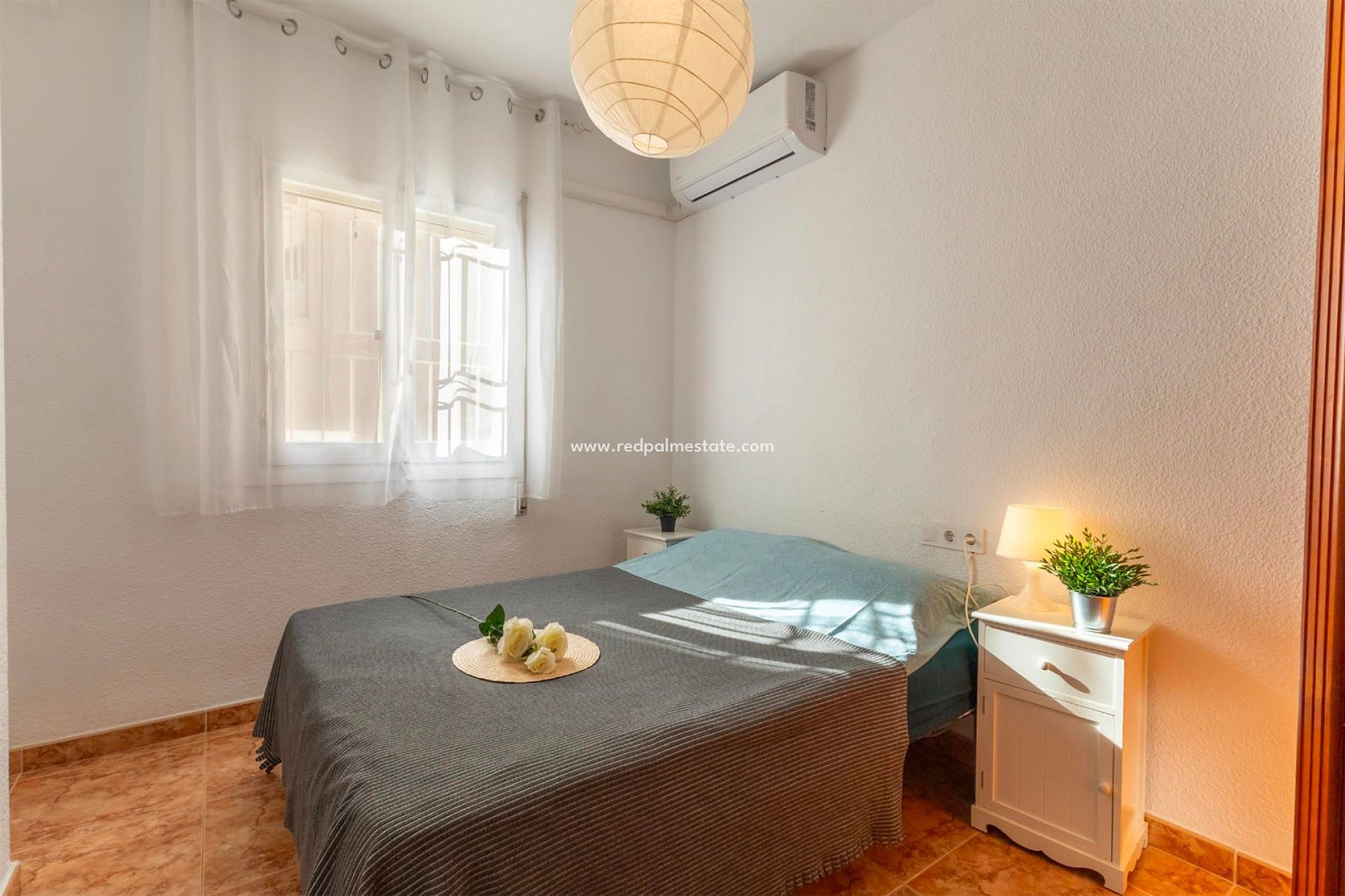 Resale - Apartments -
Torrevieja - Cabo cervera