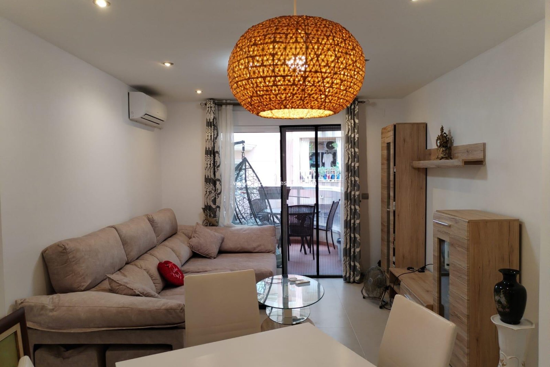 Resale - Apartments -
Torrevieja - Cala Del Palangre