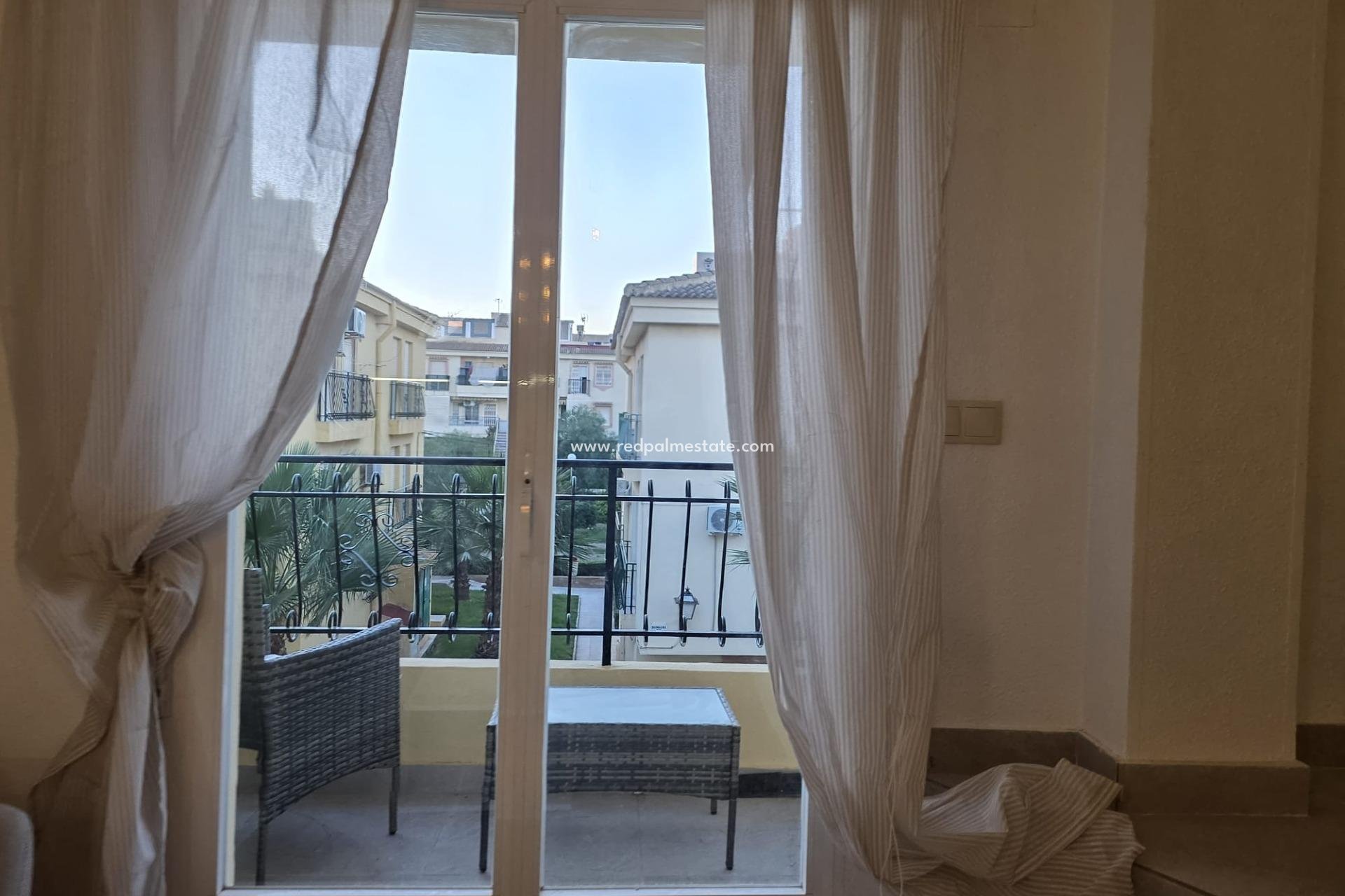 Resale - Apartments -
Torrevieja - Cala Ferris