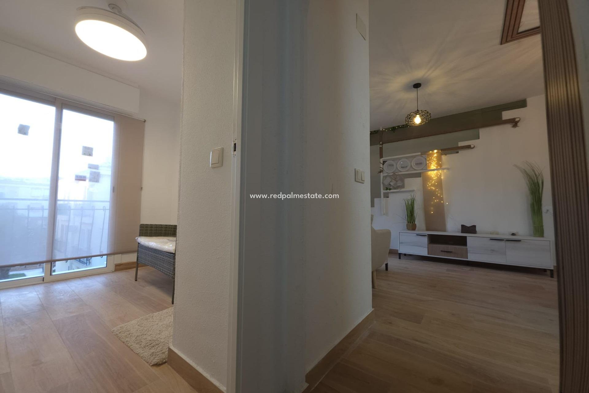 Resale - Apartments -
Torrevieja - Cala Ferris