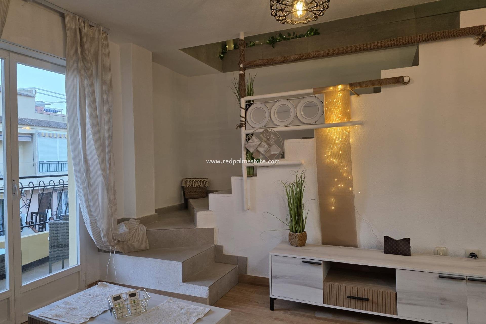 Resale - Apartments -
Torrevieja - Cala Ferris