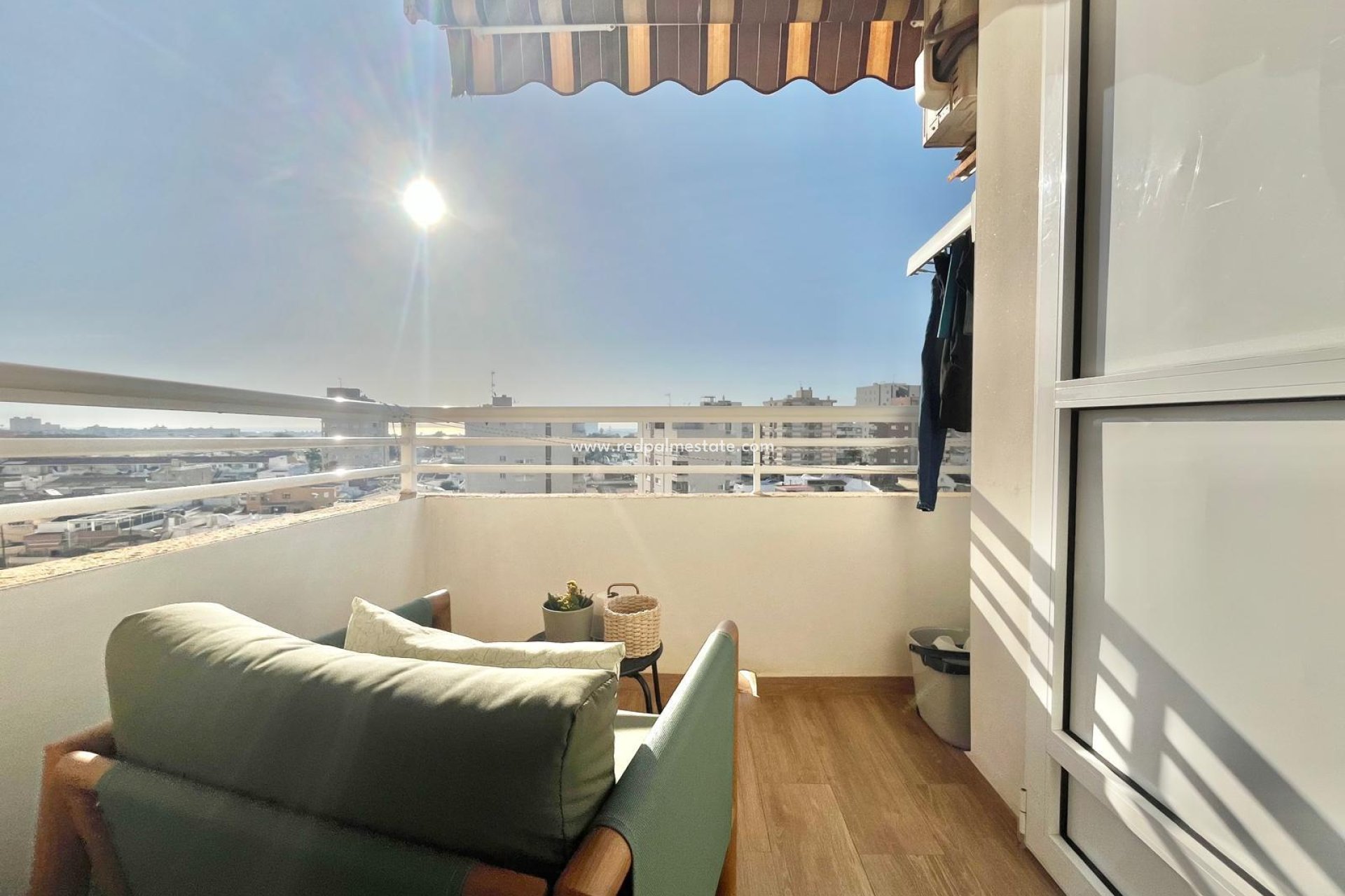 Resale - Apartments -
Torrevieja - Calas blanca