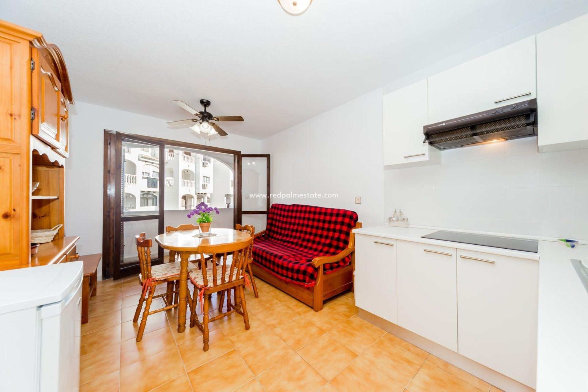 Resale - Apartments -
Torrevieja - Calas blanca