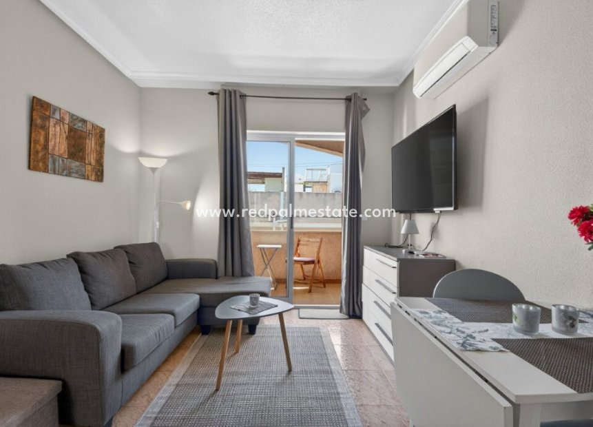 Resale - Apartments -
Torrevieja - Calas Blancas