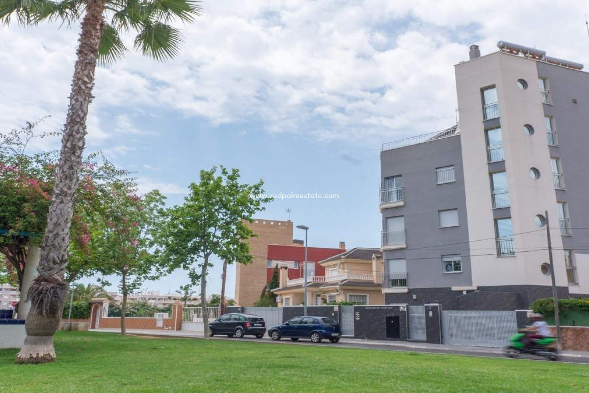 Resale - Apartments -
Torrevieja - Center