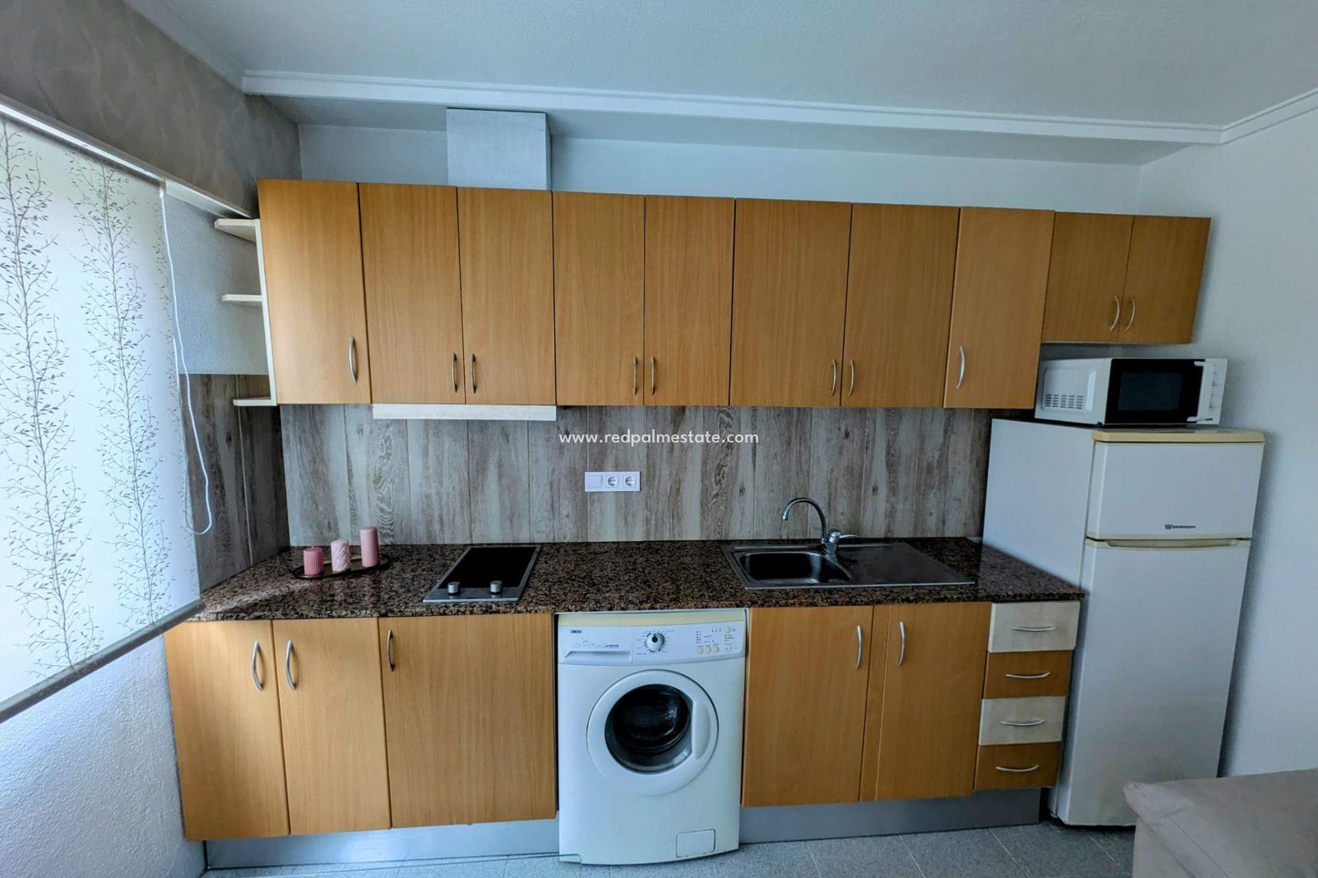 Resale - Apartments -
Torrevieja - Center