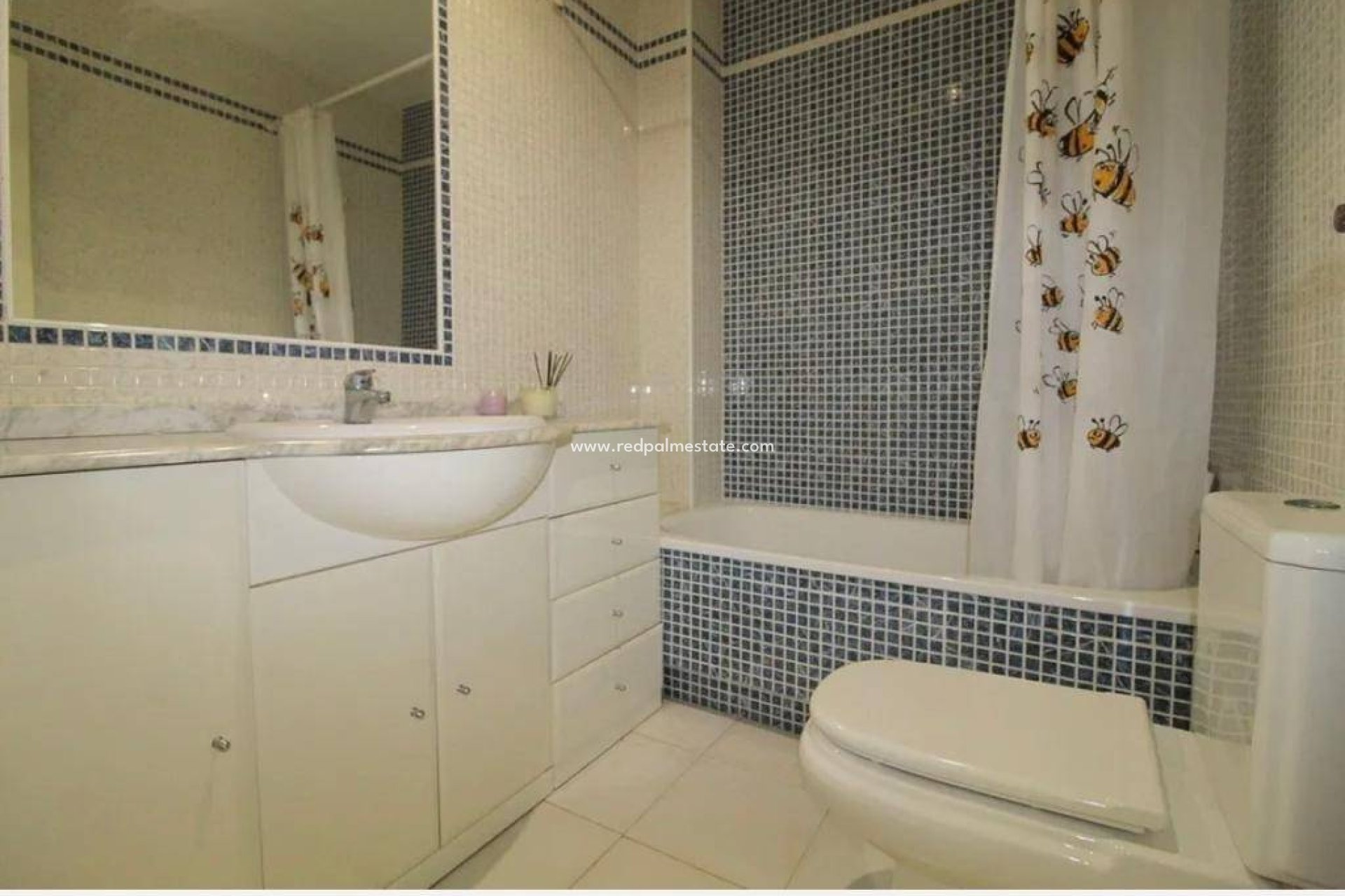 Resale - Apartments -
Torrevieja - Center