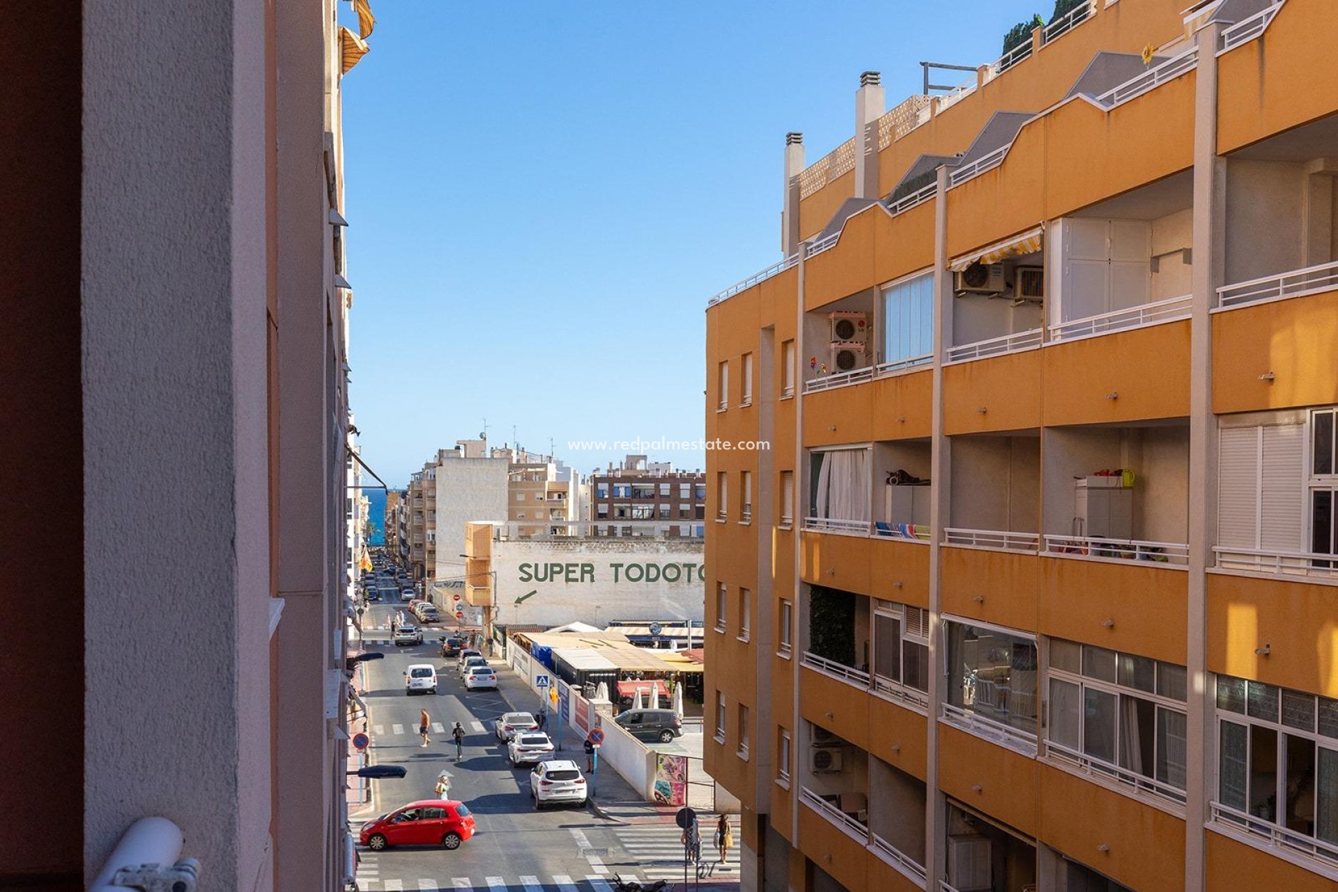 Resale - Apartments -
Torrevieja - Center
