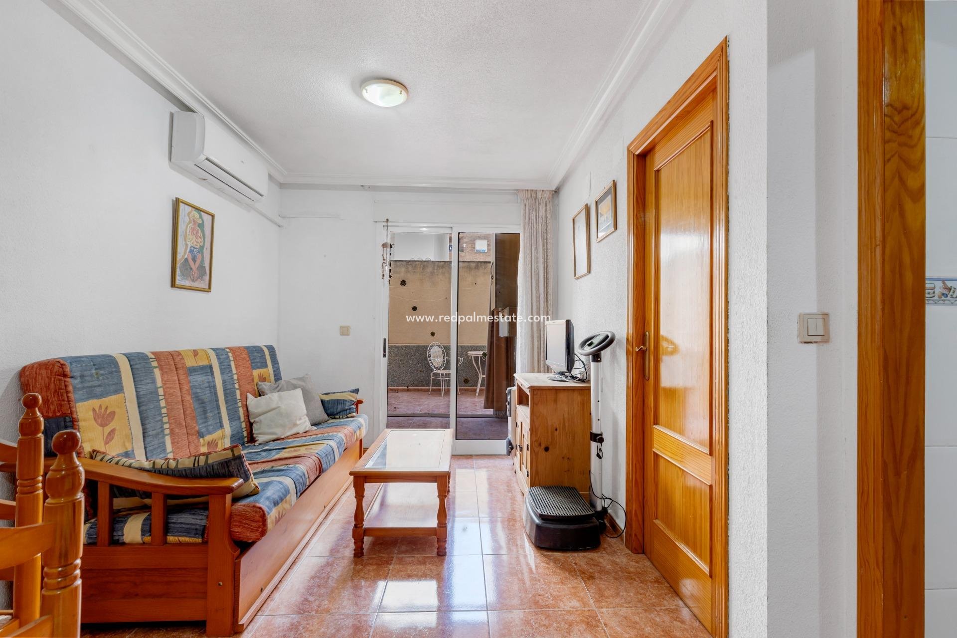 Resale - Apartments -
Torrevieja - Center