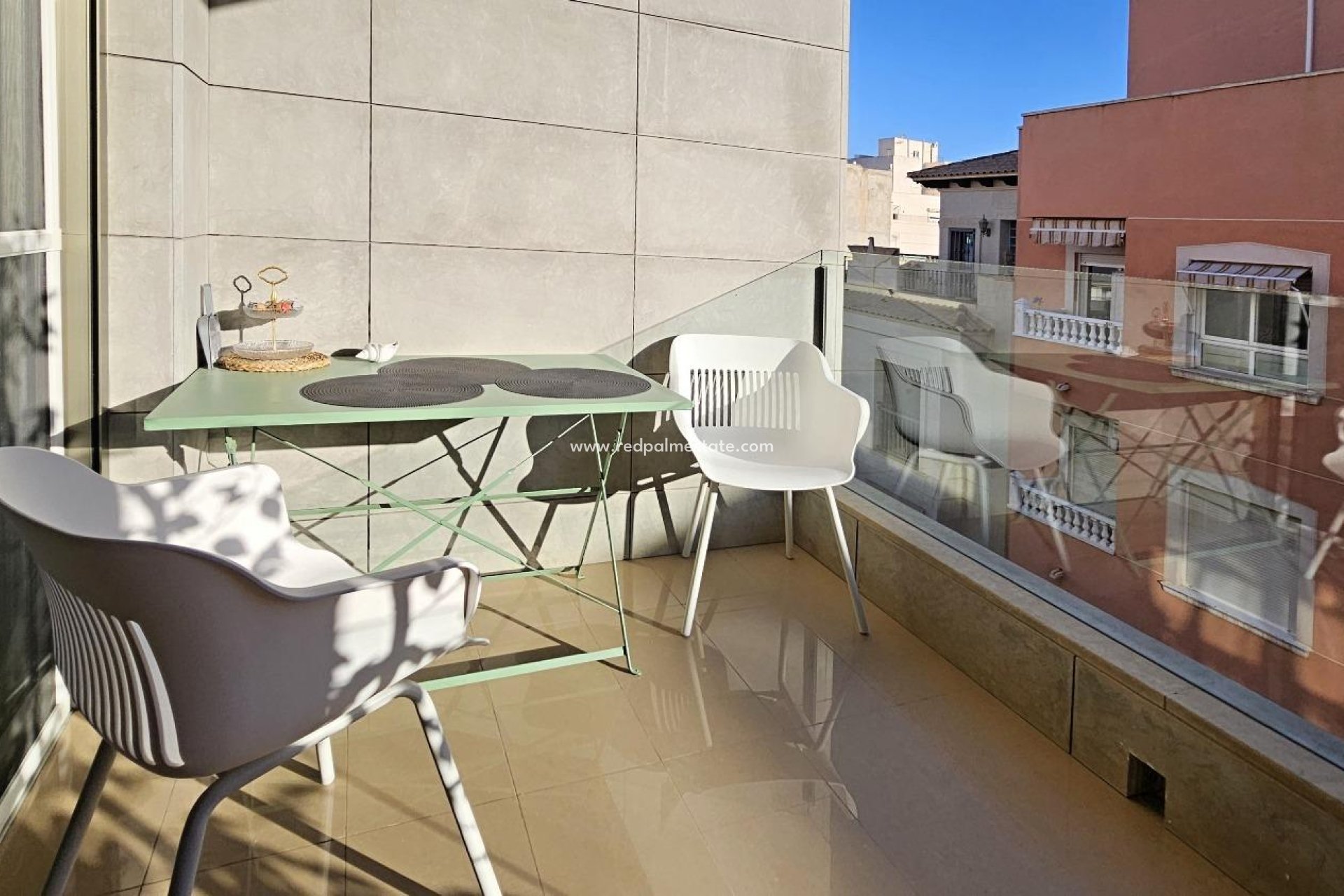 Resale - Apartments -
Torrevieja - Center