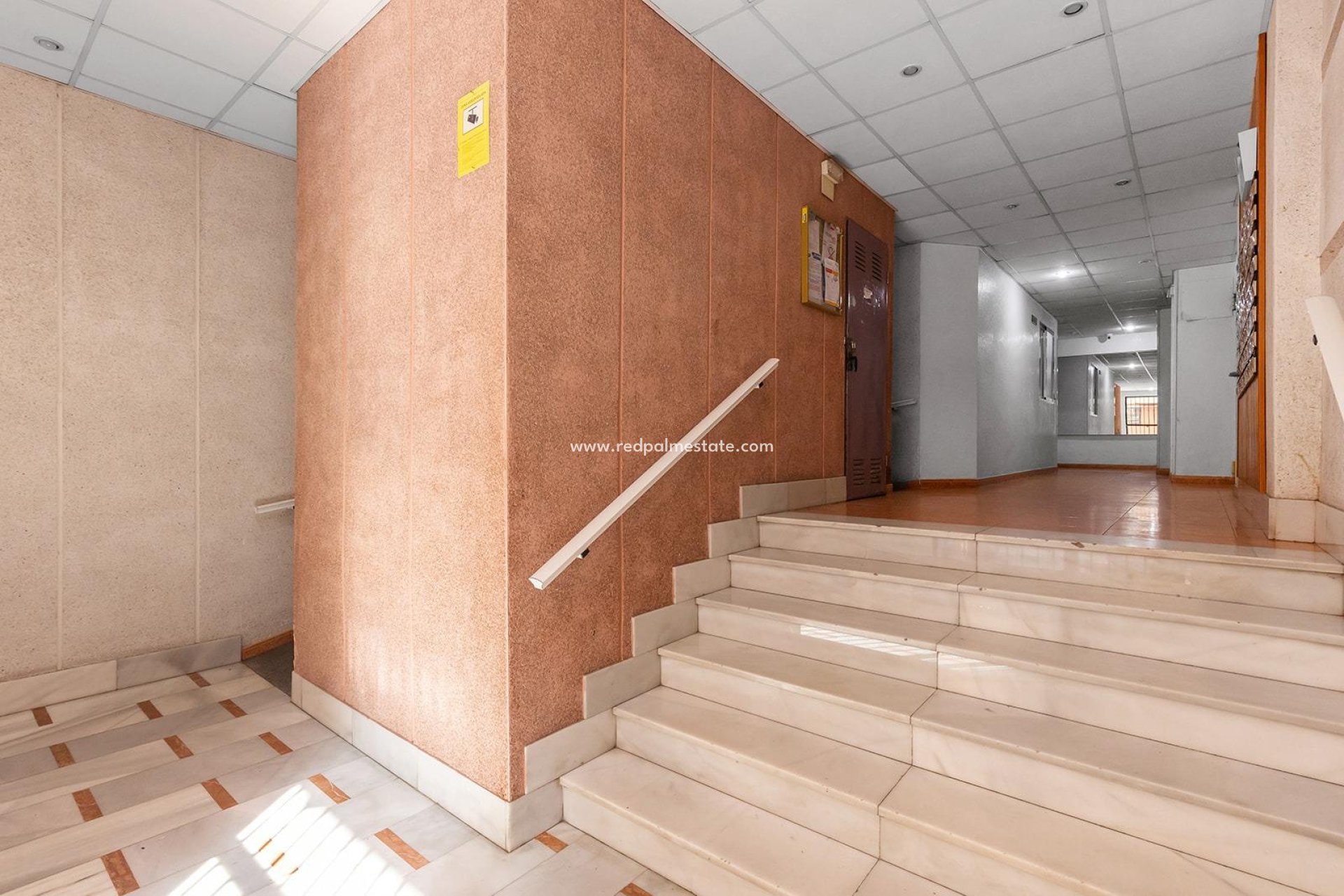 Resale - Apartments -
Torrevieja - Center