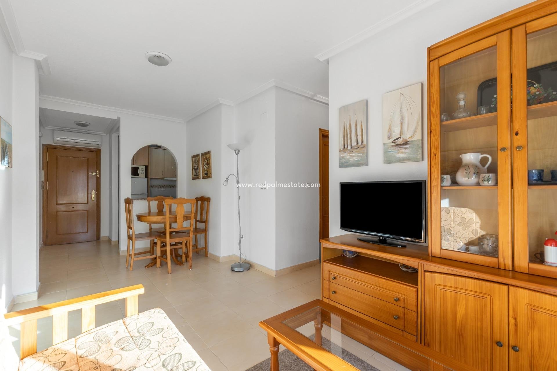 Resale - Apartments -
Torrevieja - Center