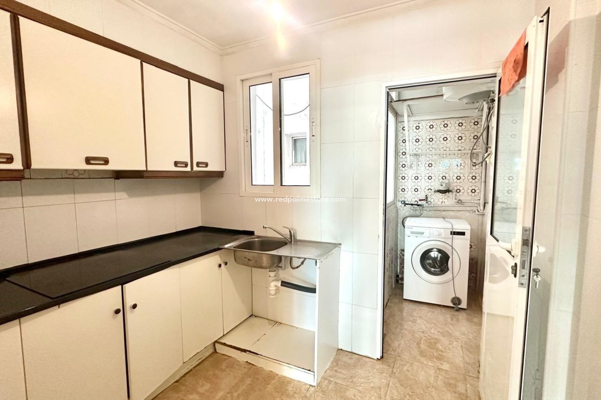 Resale - Apartments -
Torrevieja - Center