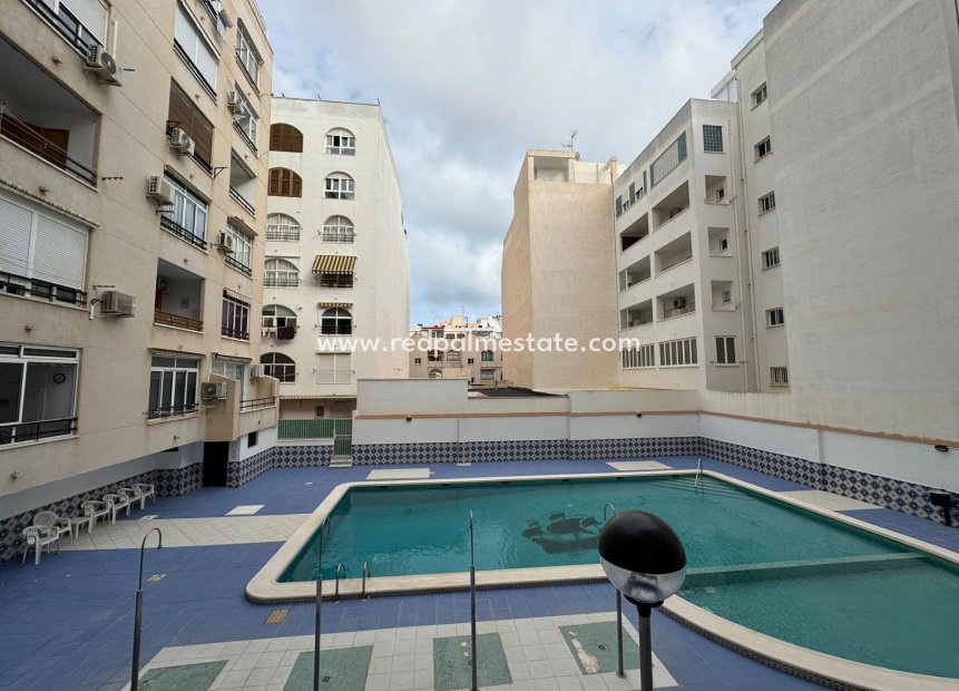Resale - Apartments -
Torrevieja - Center