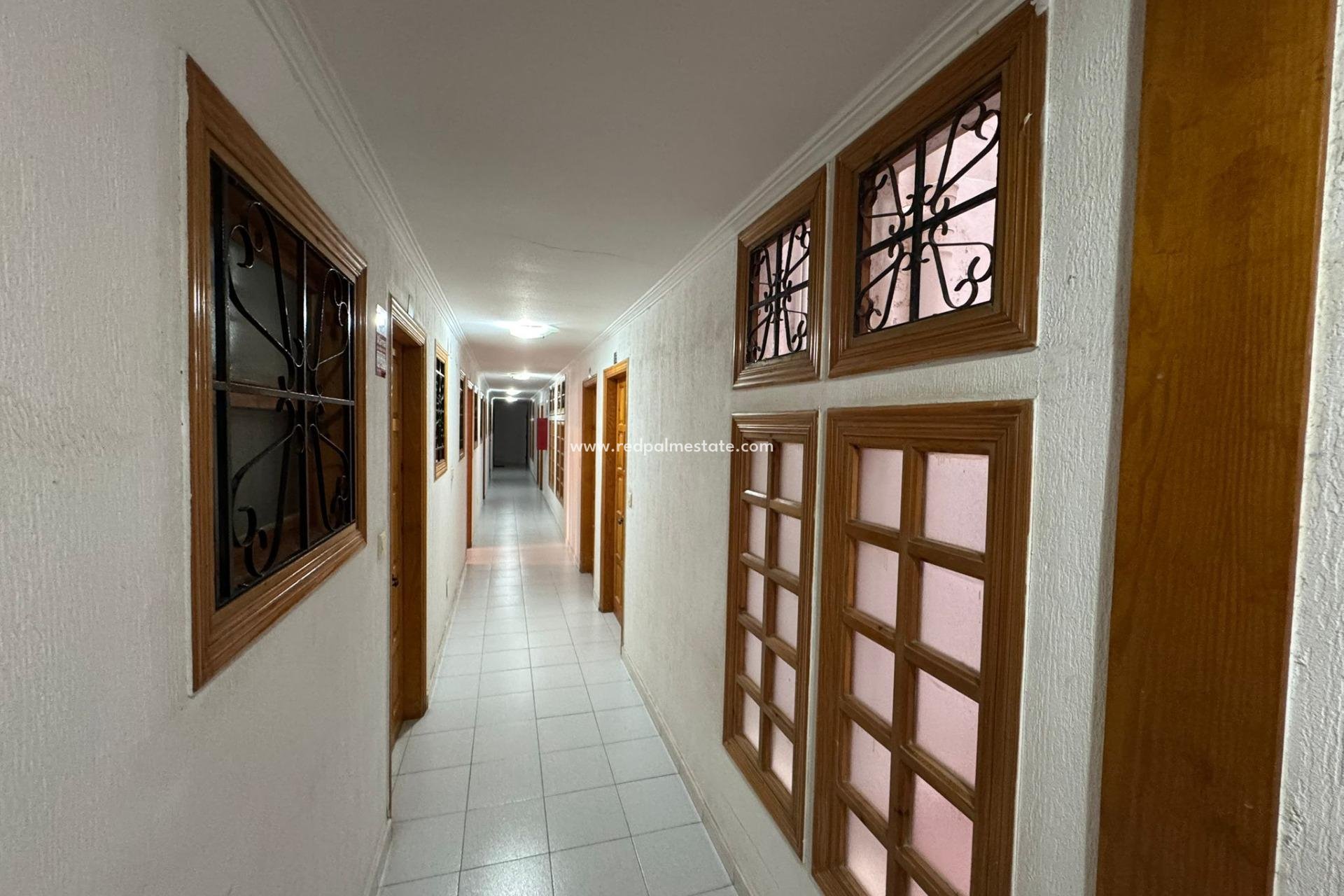 Resale - Apartments -
Torrevieja - Center