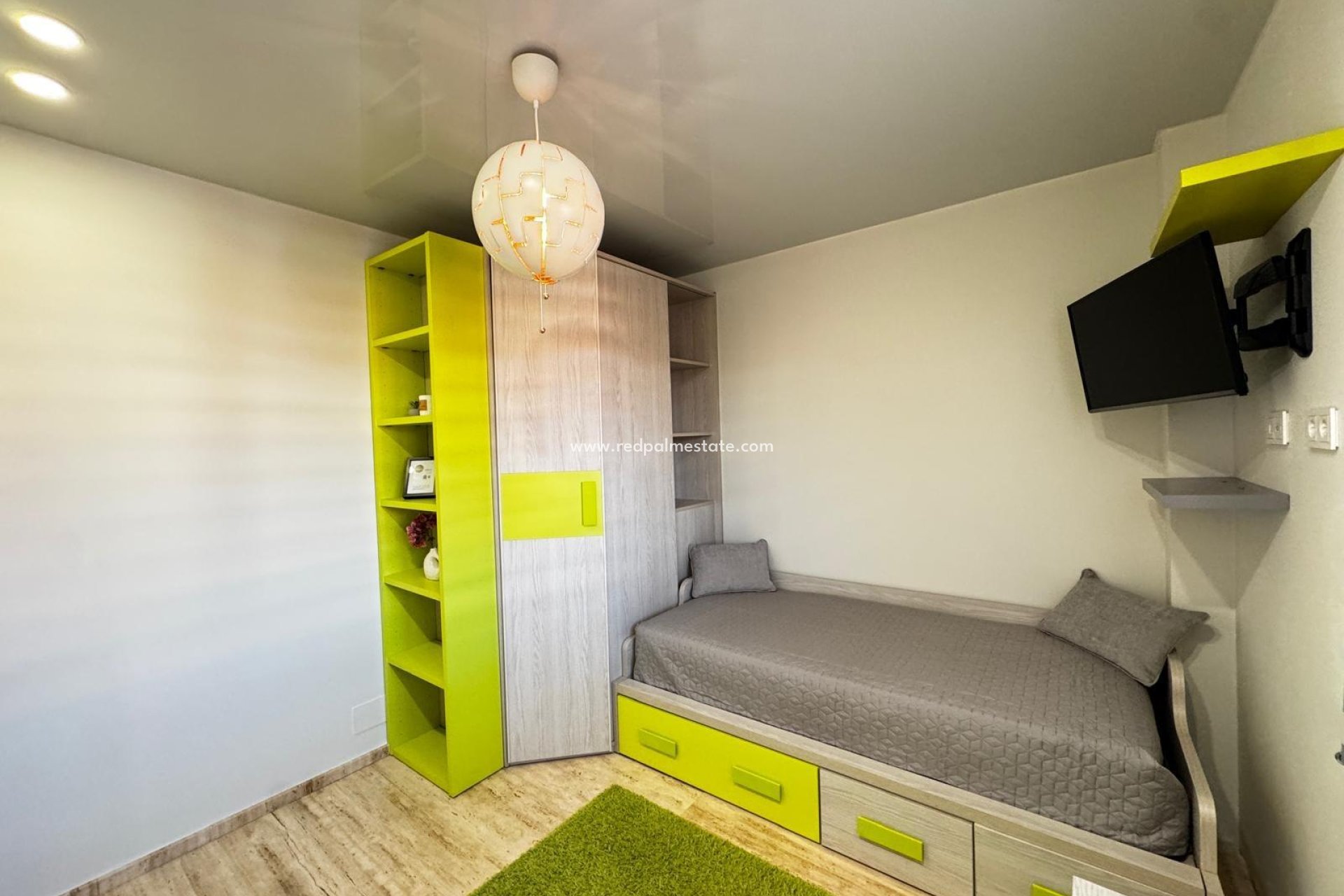 Resale - Apartments -
Torrevieja - Center