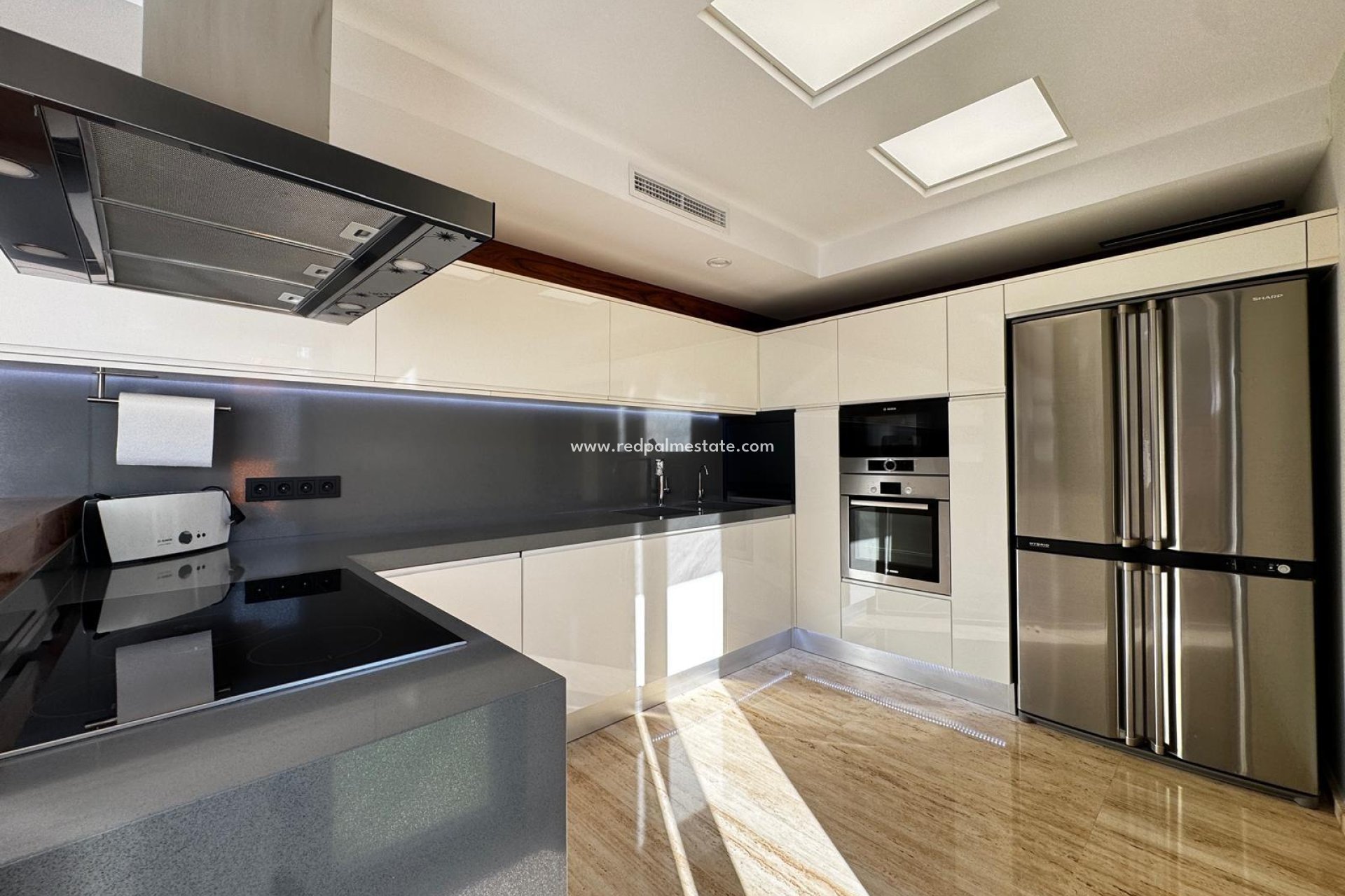 Resale - Apartments -
Torrevieja - Center