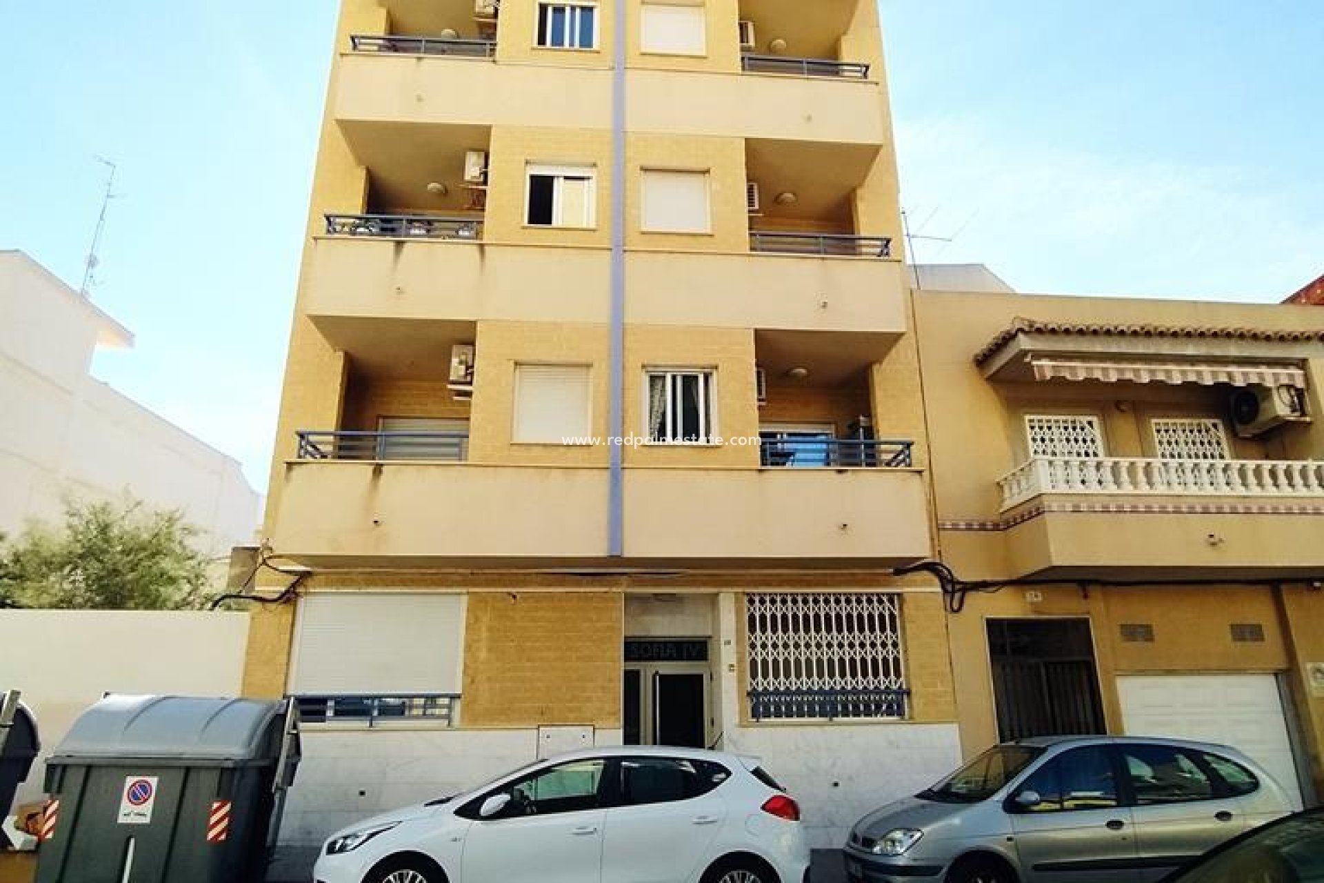 Resale - Apartments -
Torrevieja - CENTRO CASCO URBANO