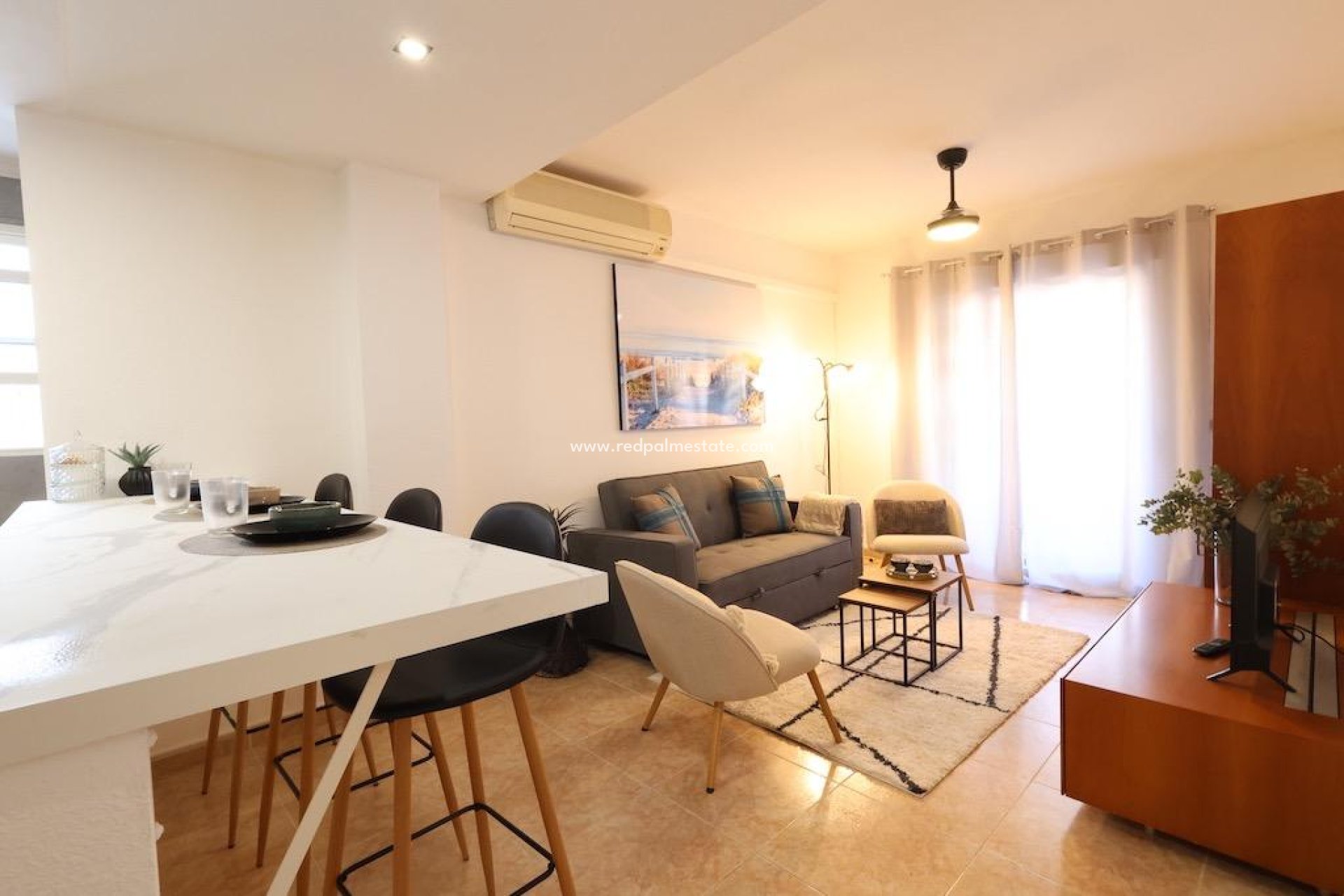 Resale - Apartments -
Torrevieja - Centro Torrevieja