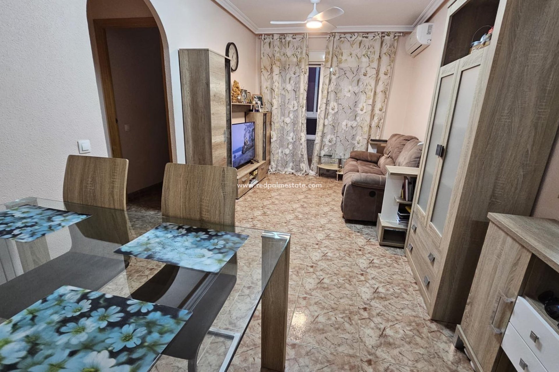 Resale - Apartments -
Torrevieja - Centro Torrevieja