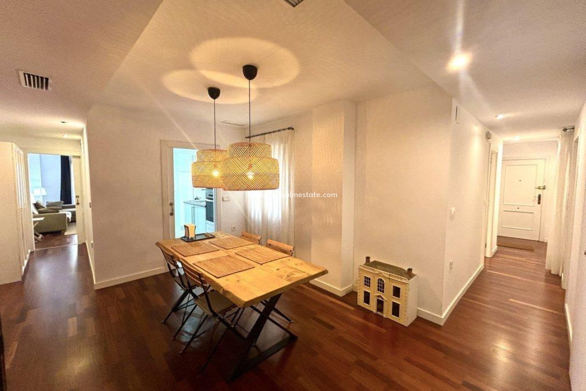 Resale - Apartments -
Torrevieja - Centro Torrevieja