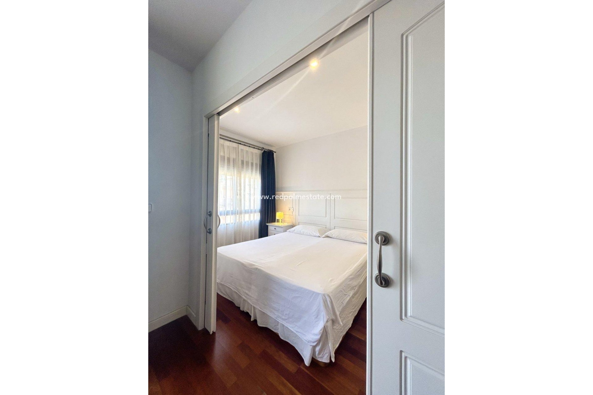 Resale - Apartments -
Torrevieja - Centro Torrevieja