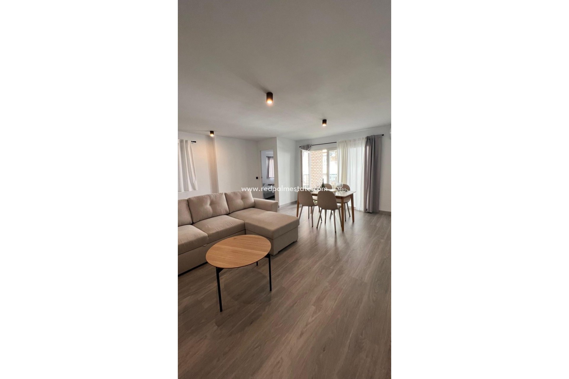 Resale - Apartments -
Torrevieja - Centro Torrevieja